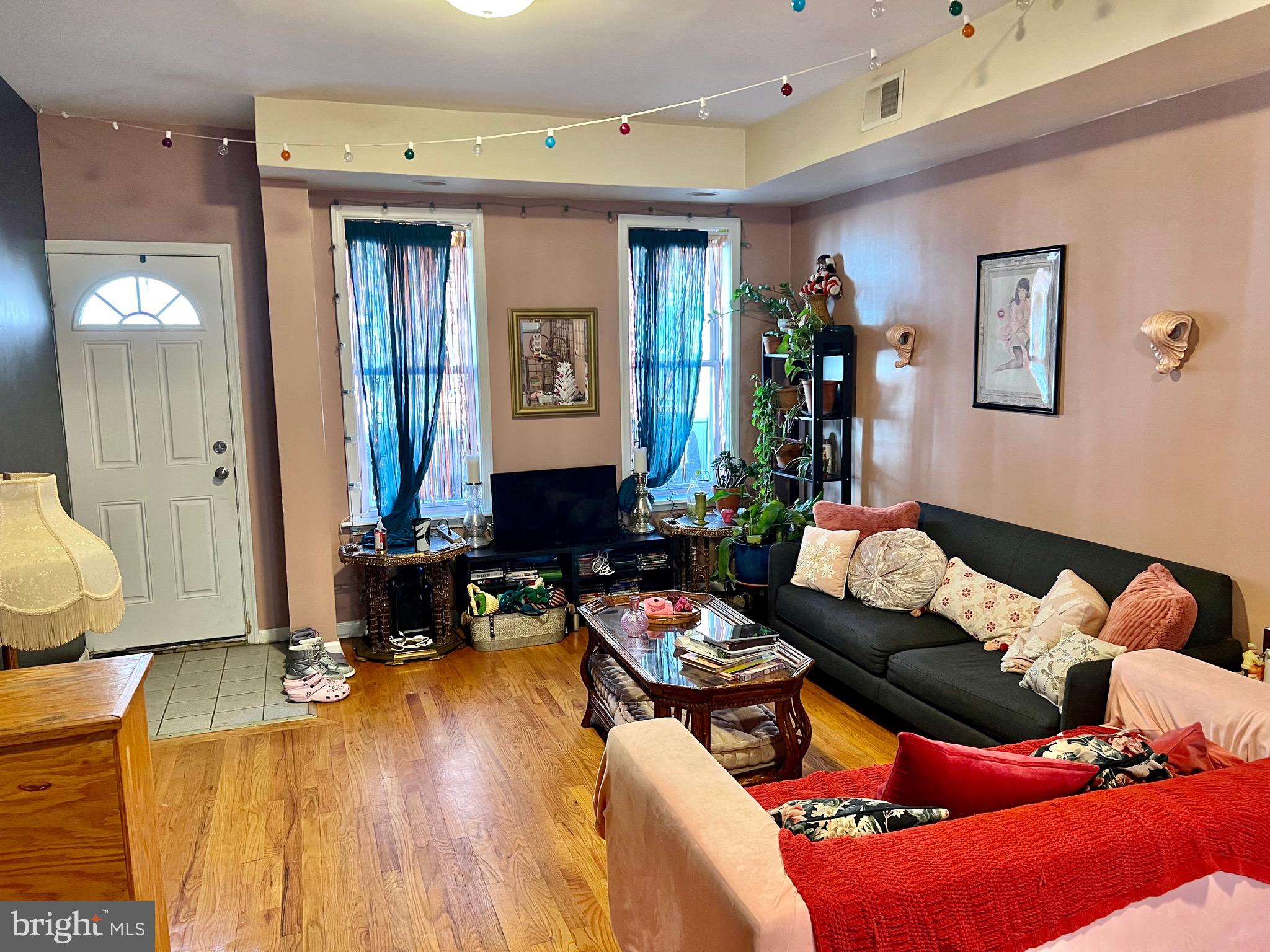 GIRARD ESTATES - Residential Lease