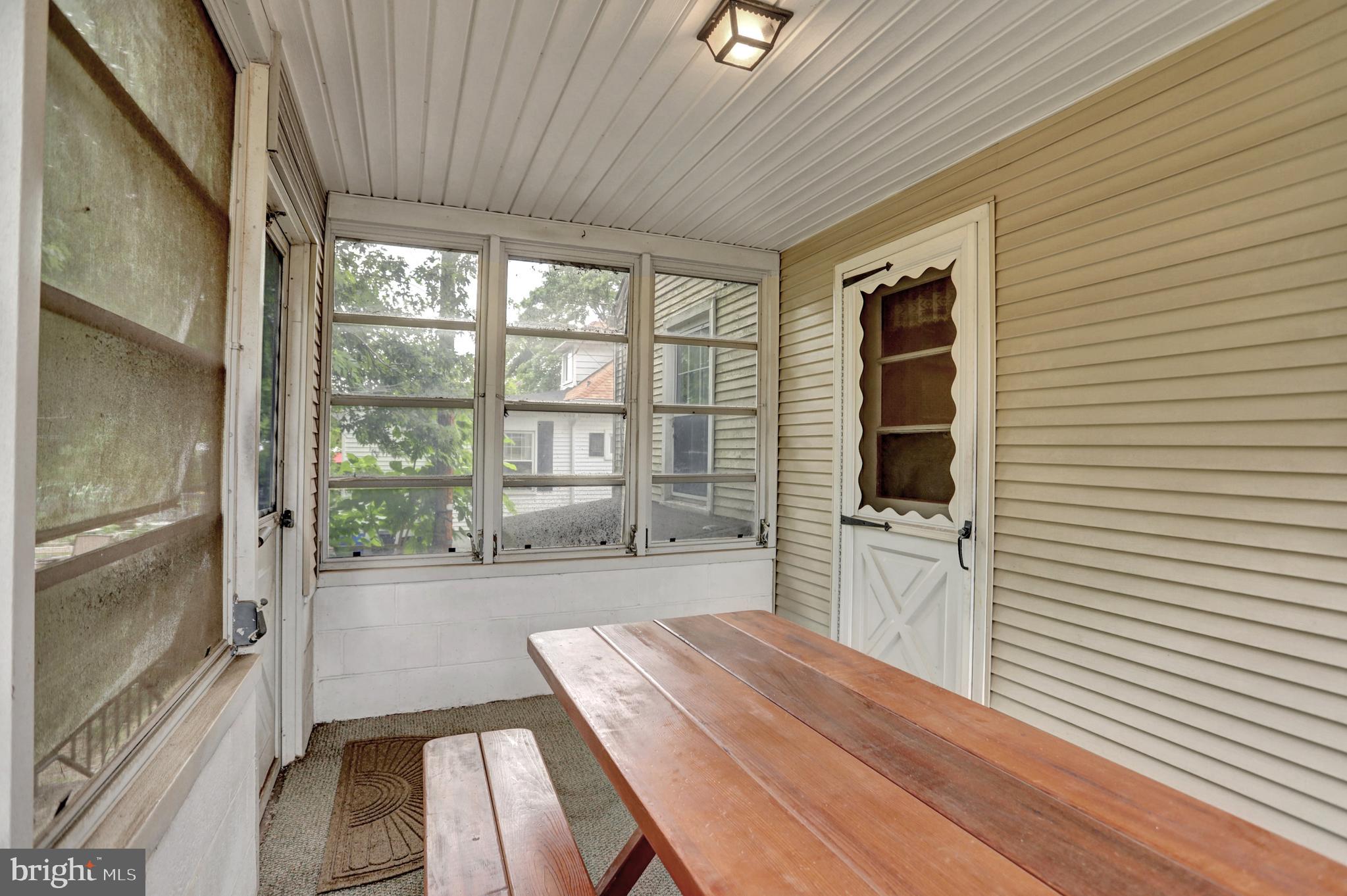 KENWOOD - Residential