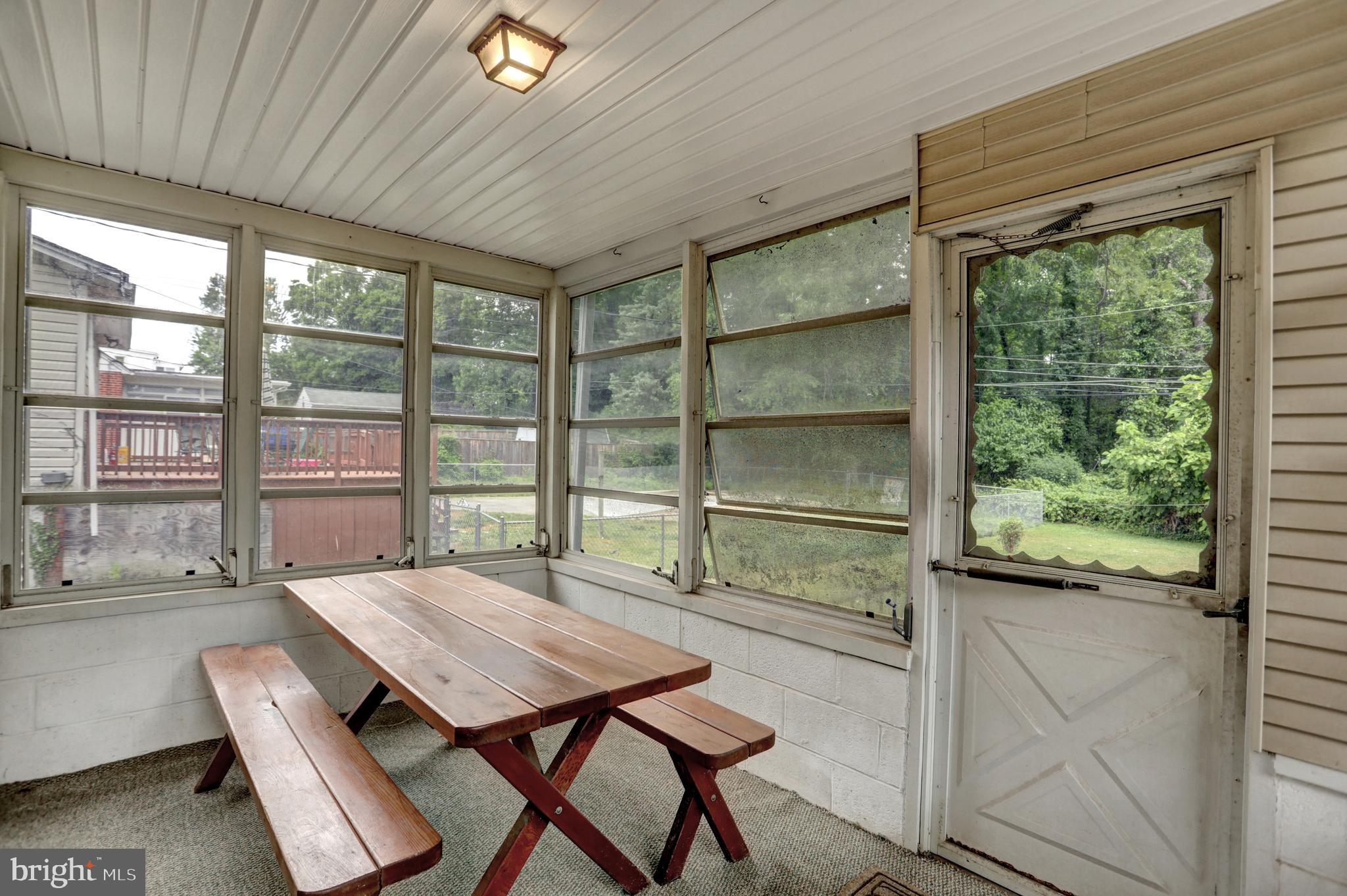 KENWOOD - Residential