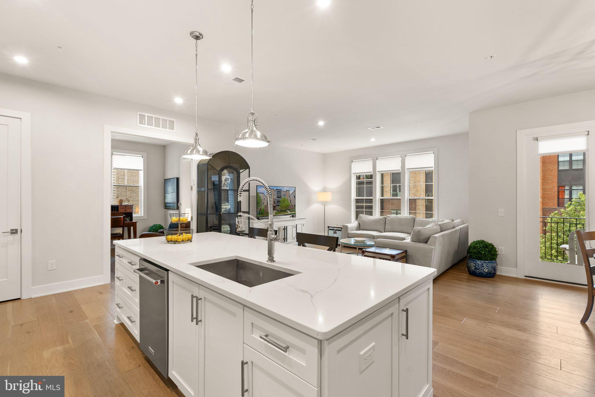 METRO WALK AT MOOREFIELD STATION - Residential