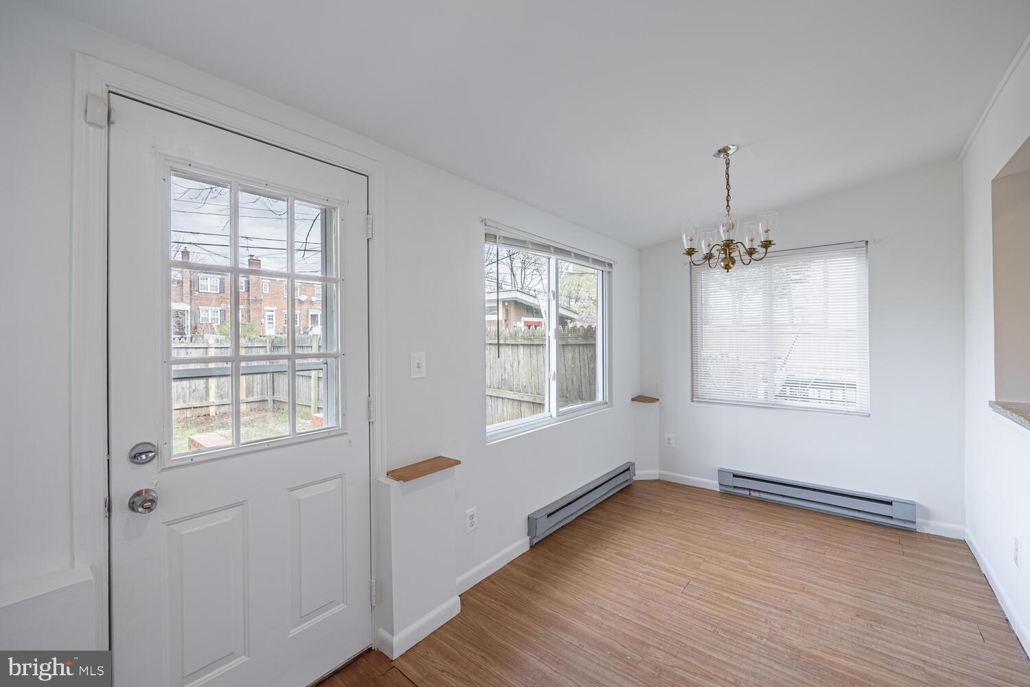 LYNHAVEN - Residential Lease