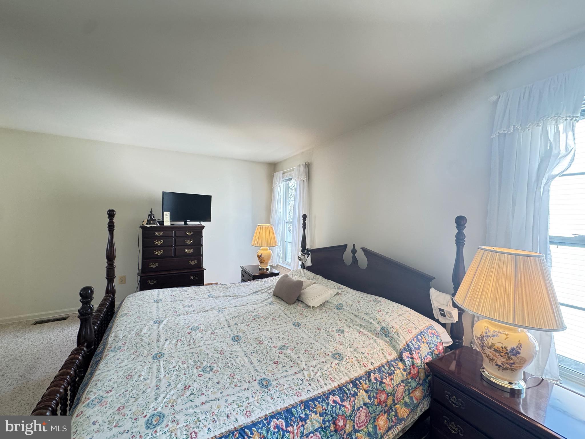 ARBOR WOODS - Residential