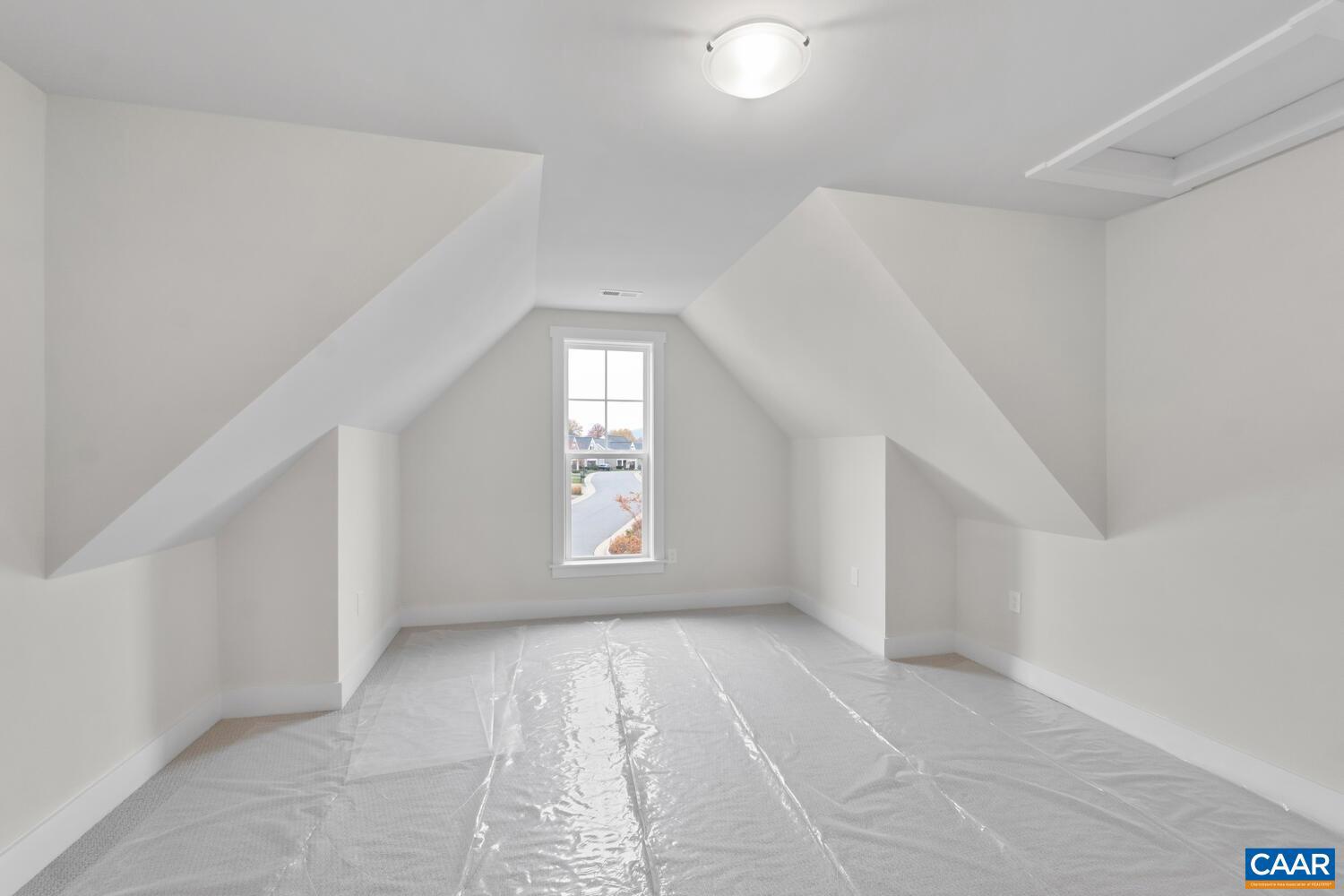 OLD TRAIL - Residential