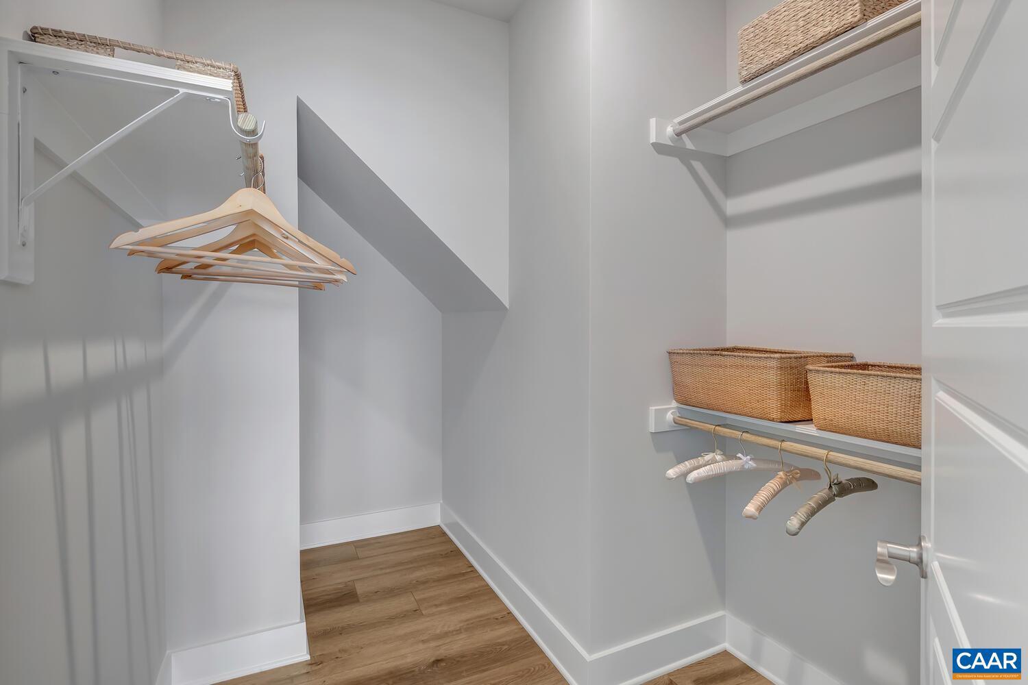 OLD TRAIL - Residential