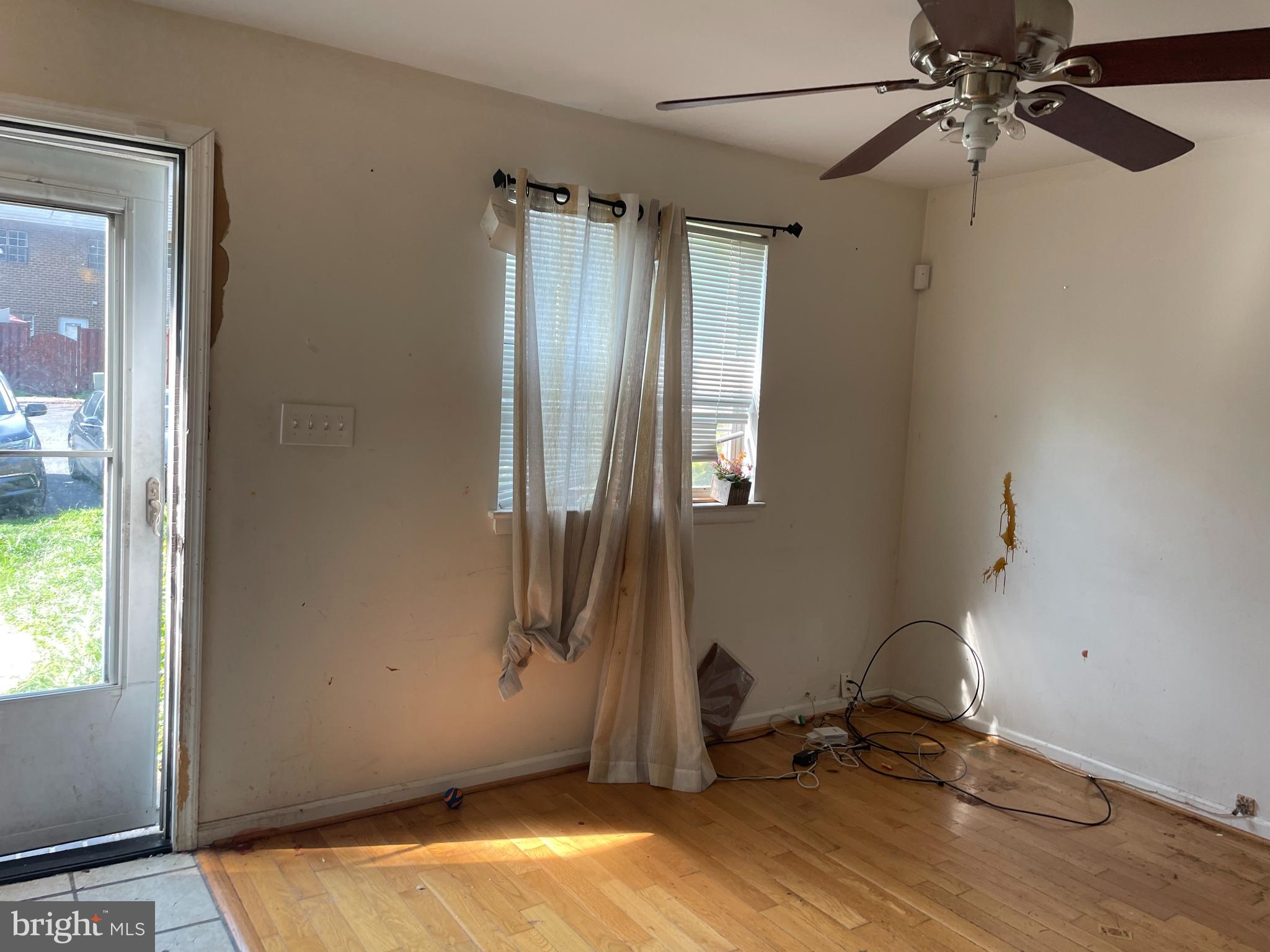 VILLAGE BROOK - Residential