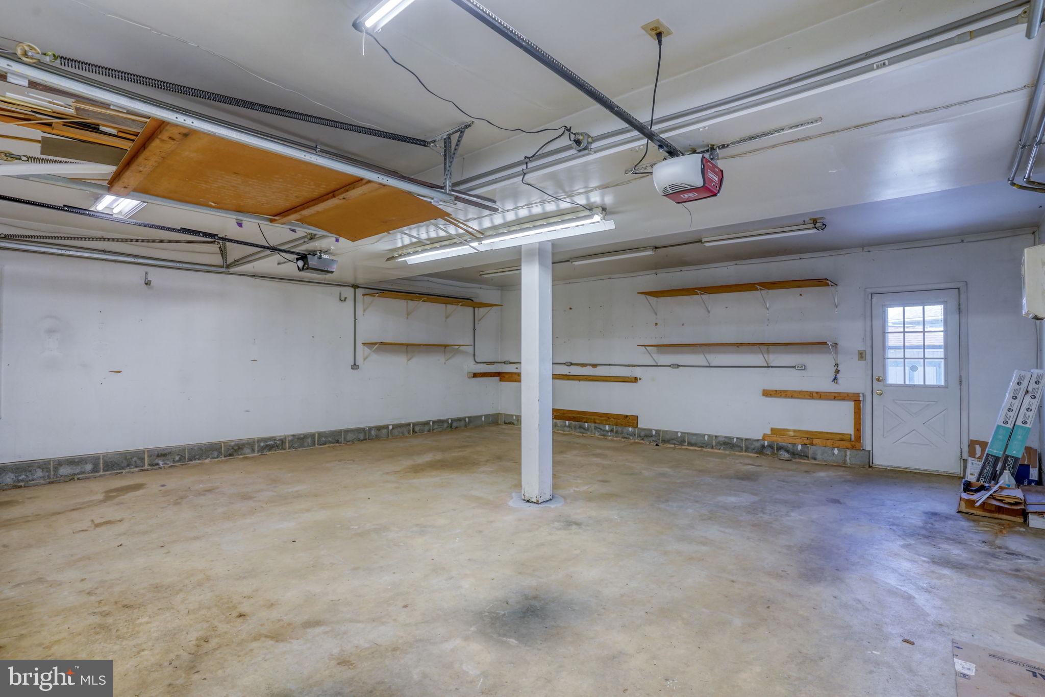 KENSINGTON - Residential