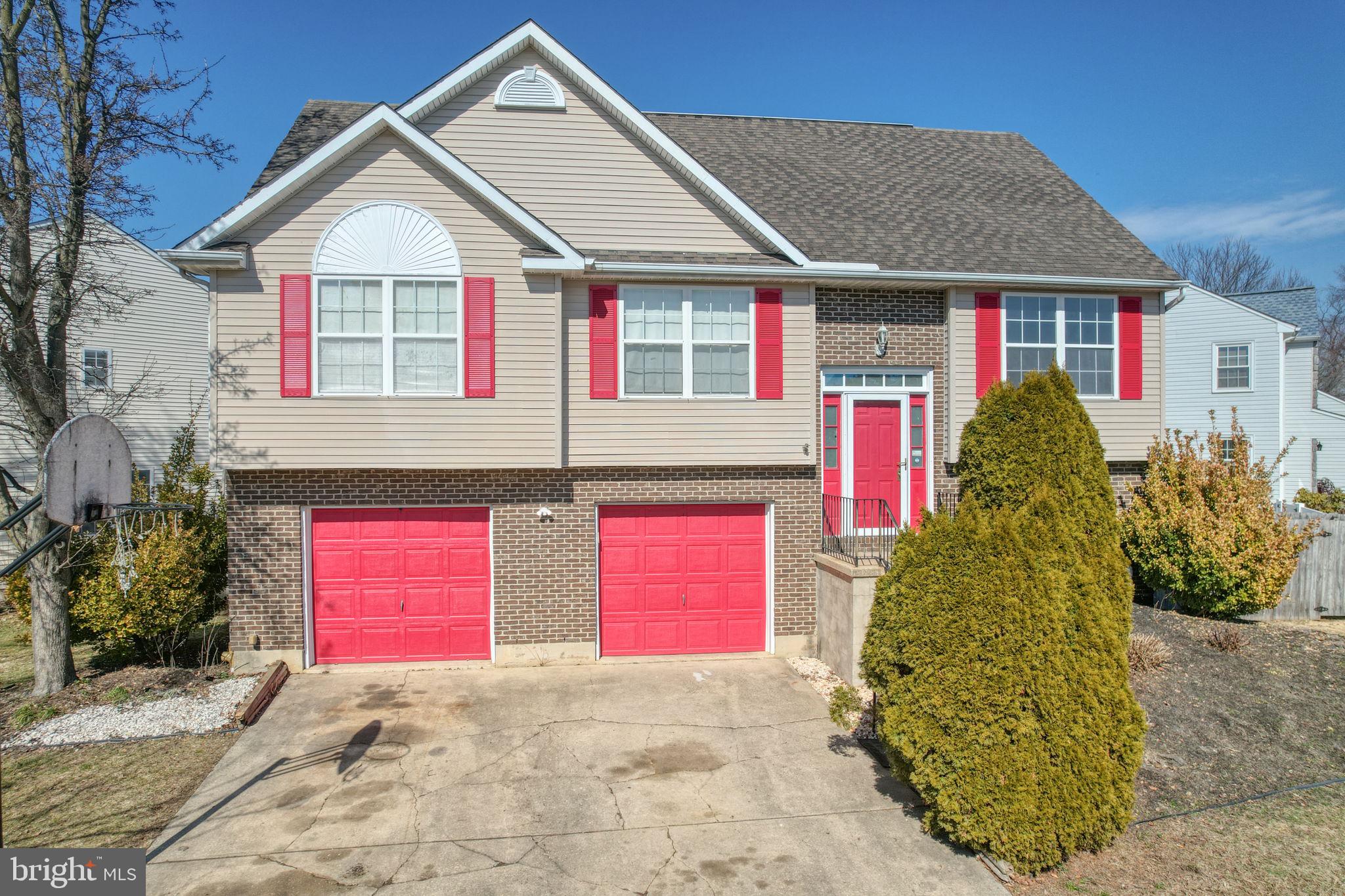 KENSINGTON - Residential