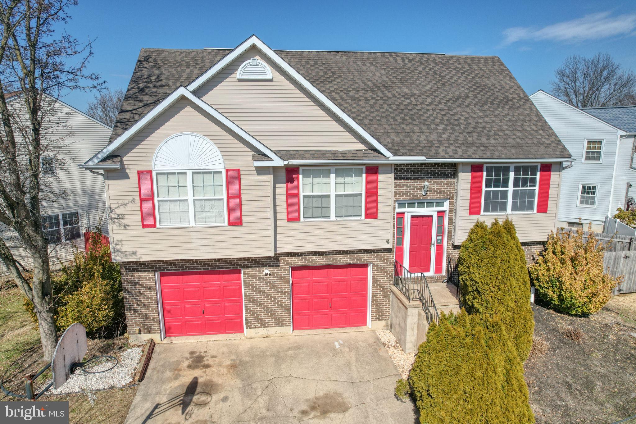 KENSINGTON - Residential