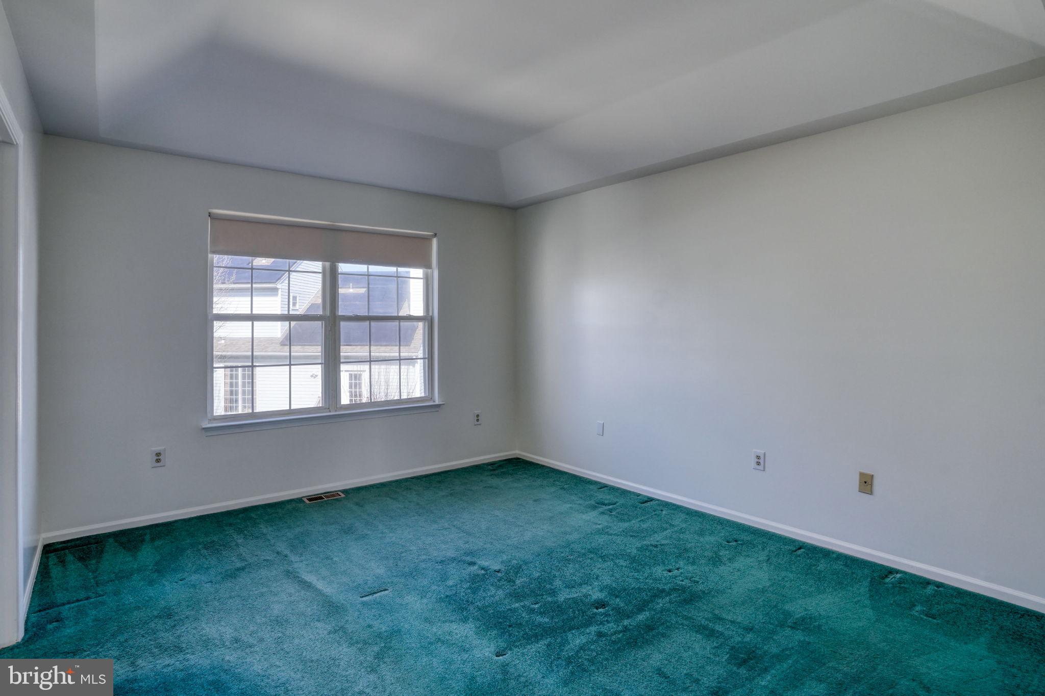 KENSINGTON - Residential