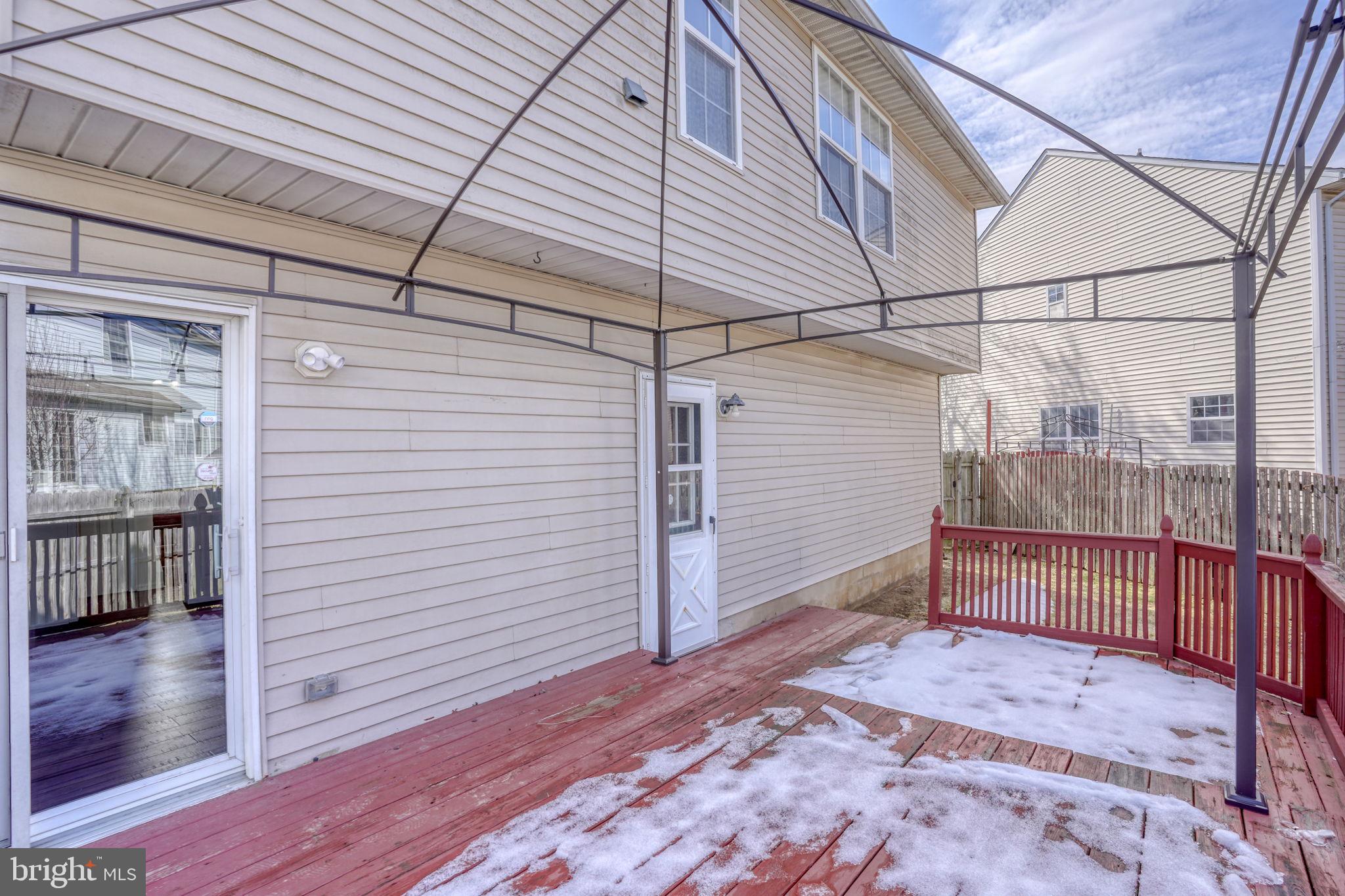 KENSINGTON - Residential