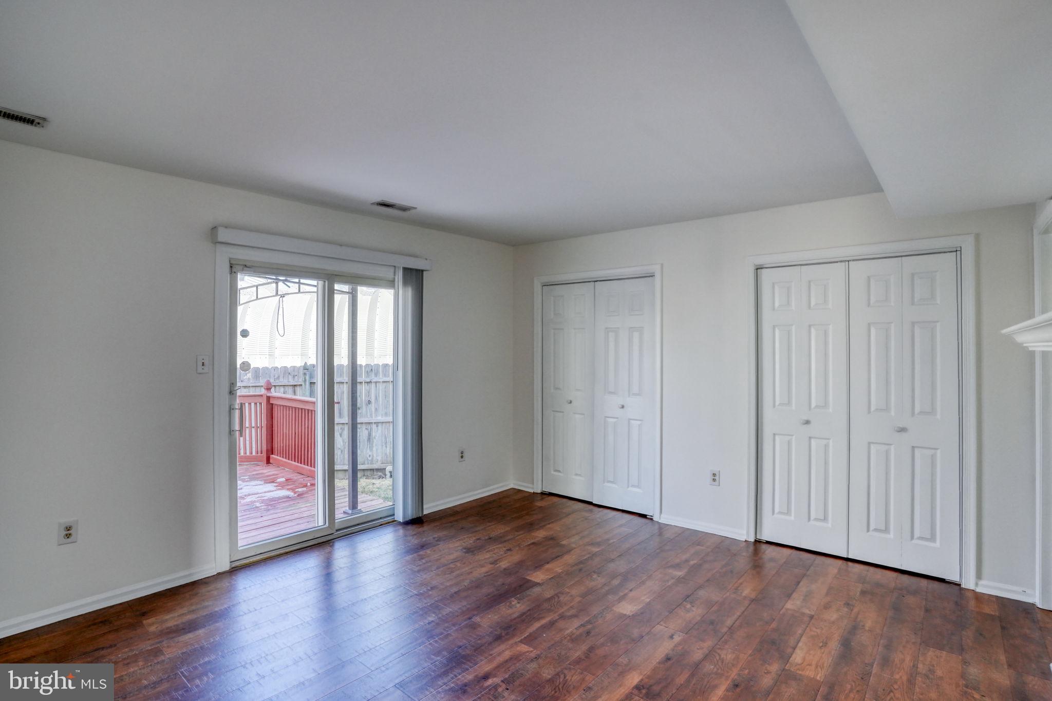 KENSINGTON - Residential