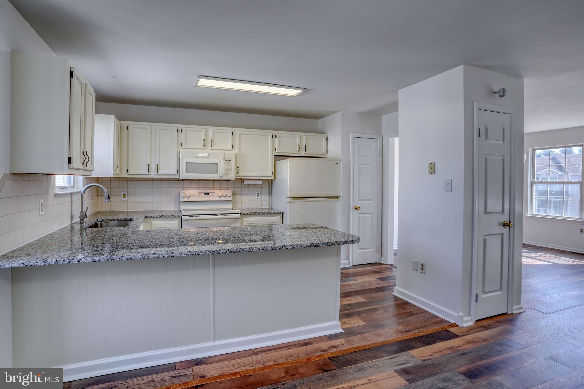 KENSINGTON - Residential