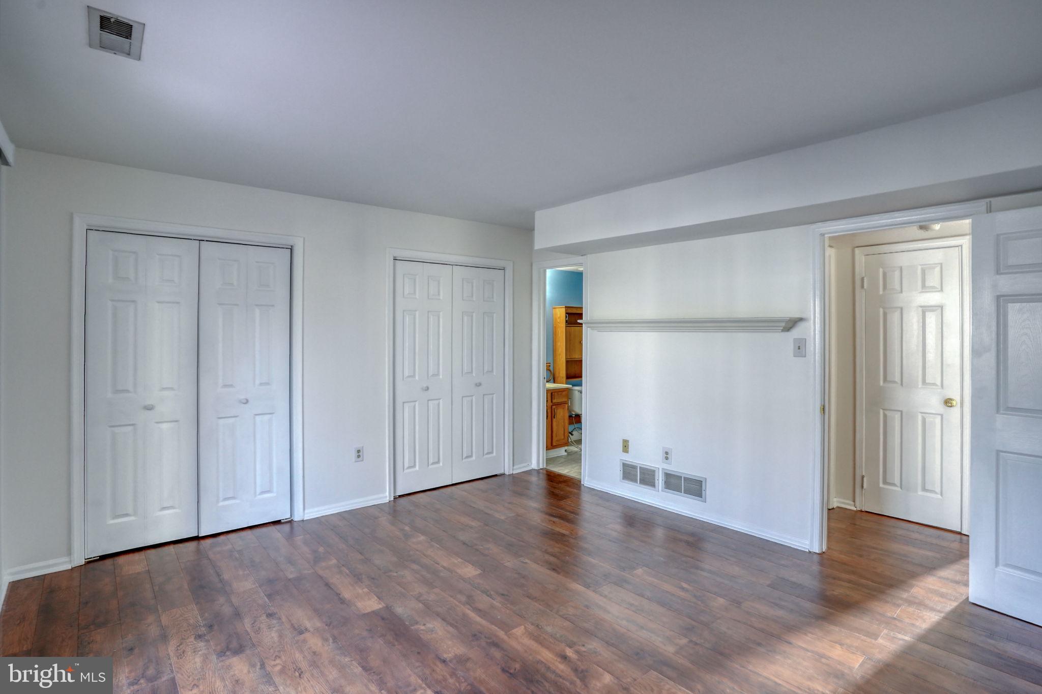 KENSINGTON - Residential