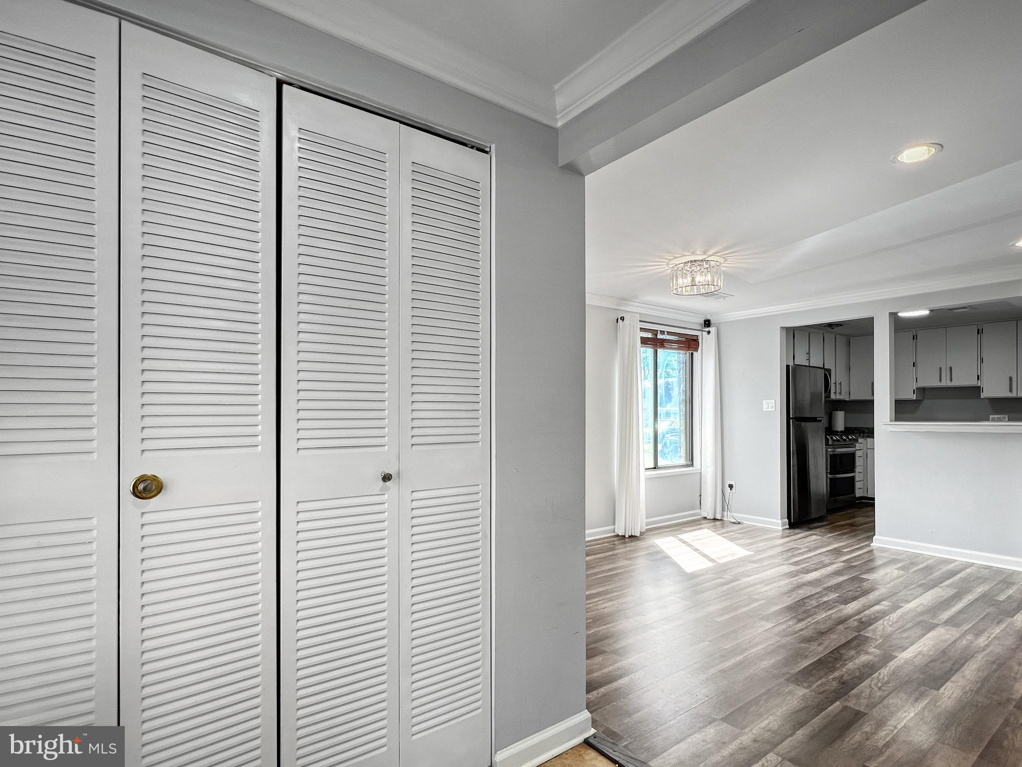 THOMAS CHOICE WEST - Residential