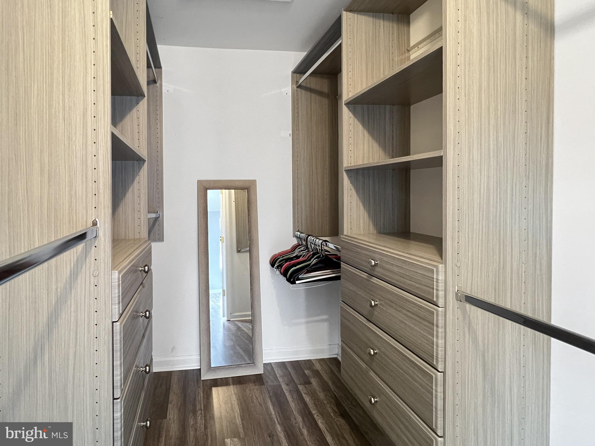 THOMAS CHOICE WEST - Residential