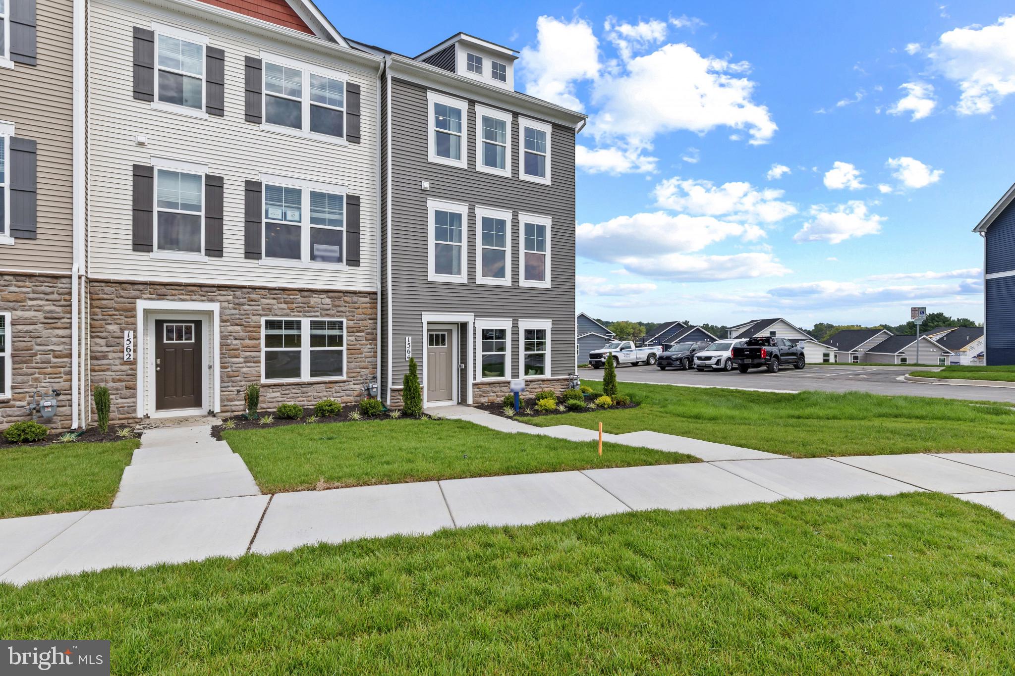 1556 BENTSTALK DRIVE