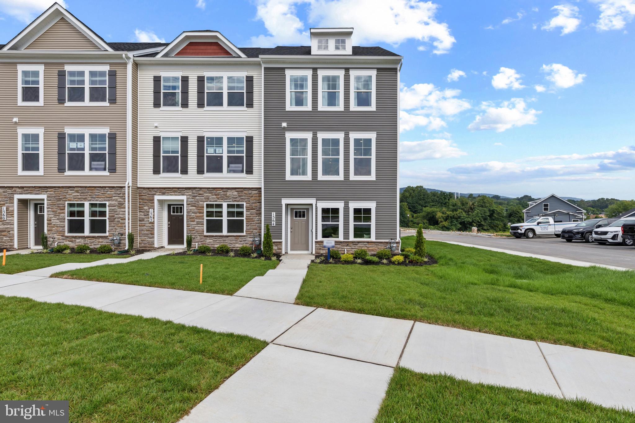 1556 BENTSTALK DRIVE