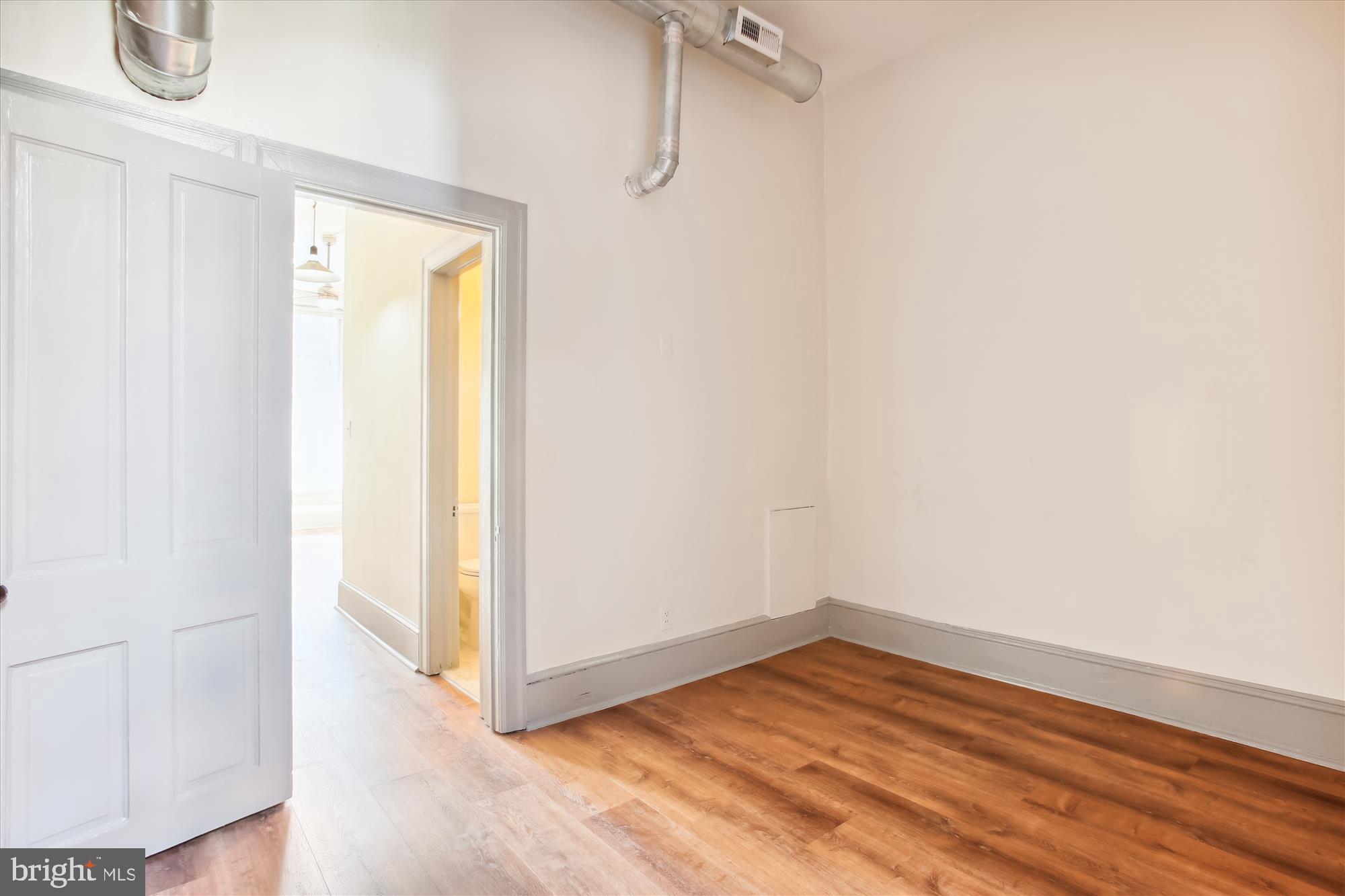 OLD TOWN ALEXANDRIA - Residential Lease