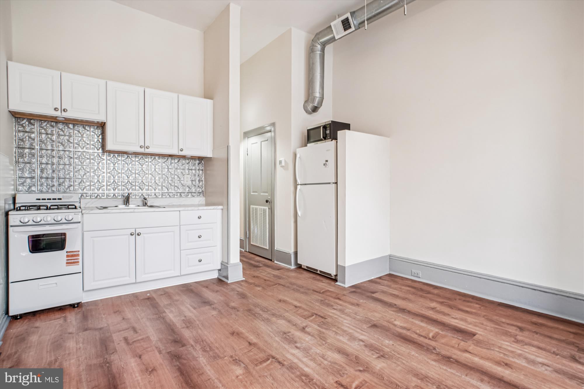 OLD TOWN ALEXANDRIA - Residential Lease