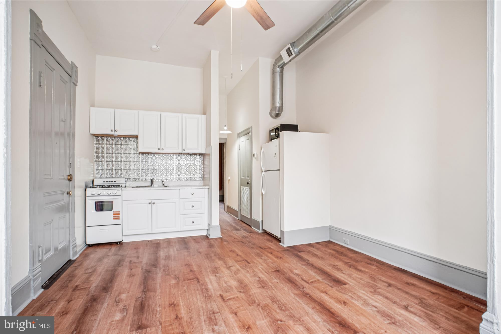 OLD TOWN ALEXANDRIA - Residential Lease