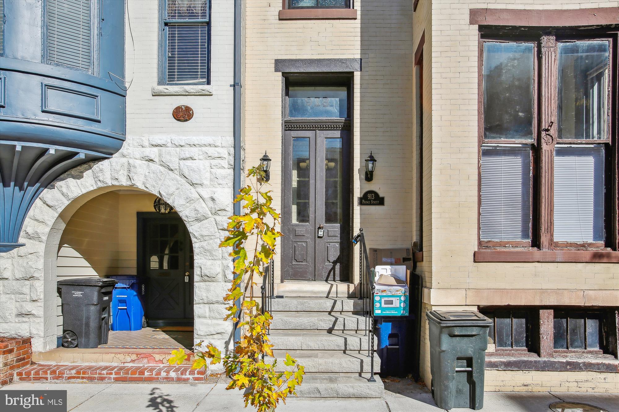 OLD TOWN ALEXANDRIA - Residential Lease