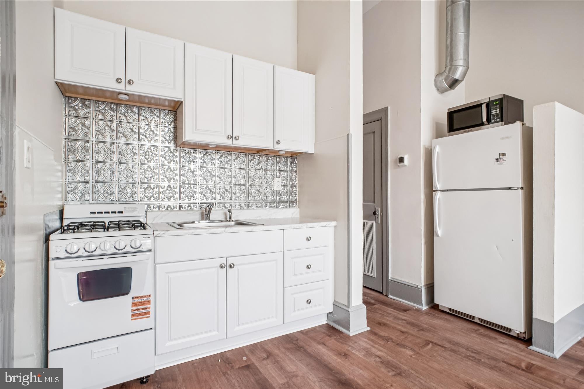 OLD TOWN ALEXANDRIA - Residential Lease