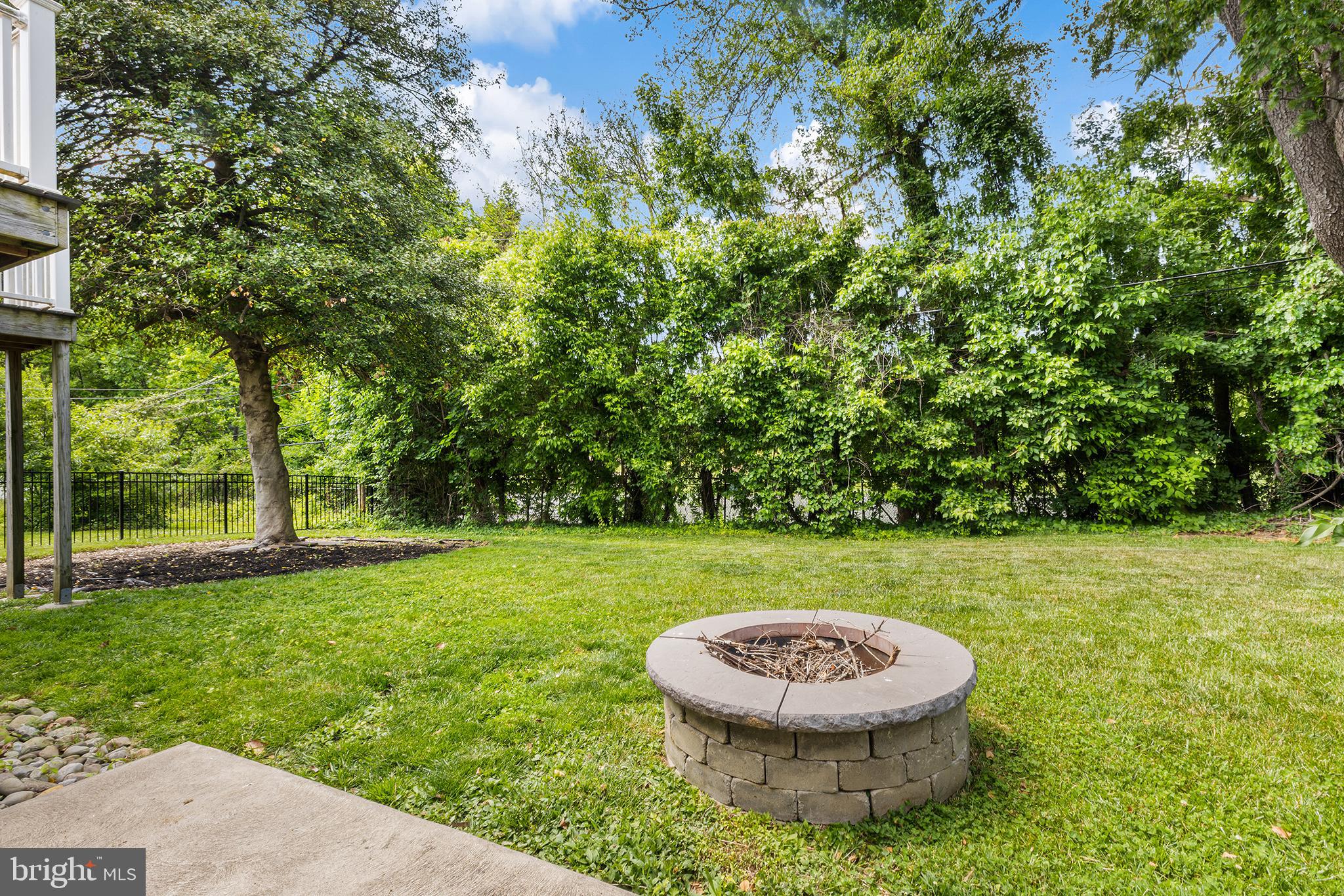 PILGRIM GDNS - Residential