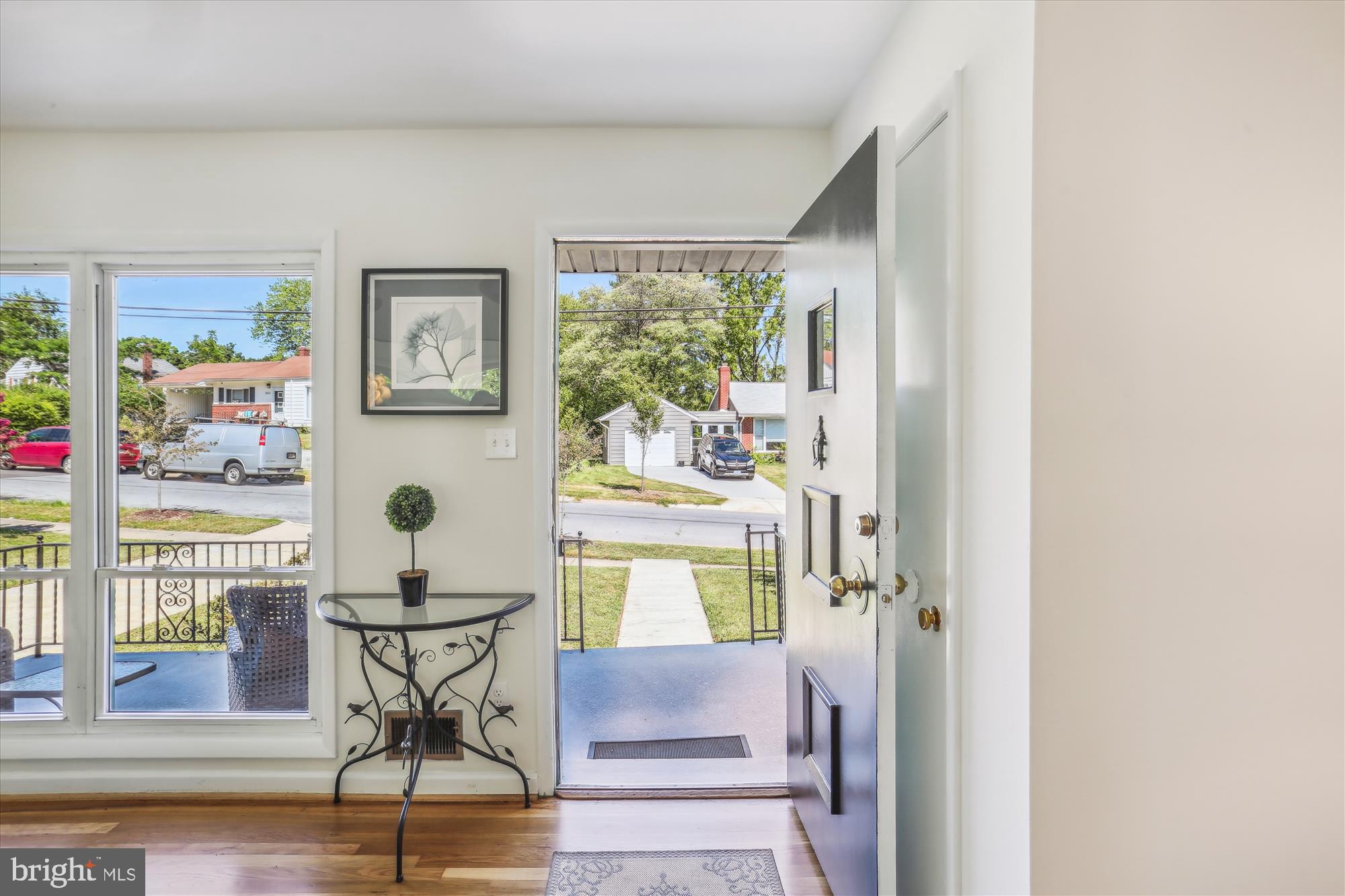 WHITE OAK MANOR - Residential