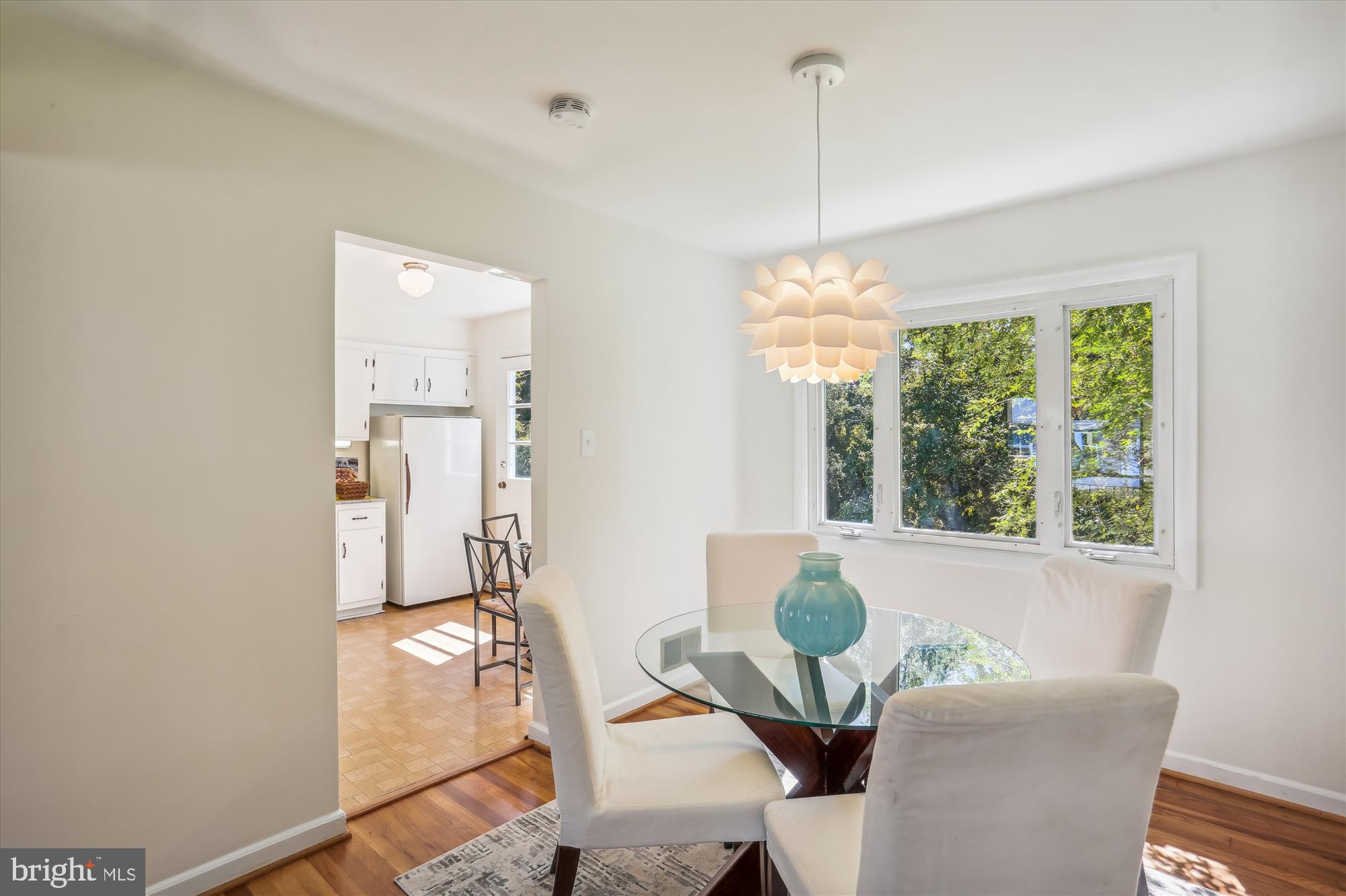 WHITE OAK MANOR - Residential