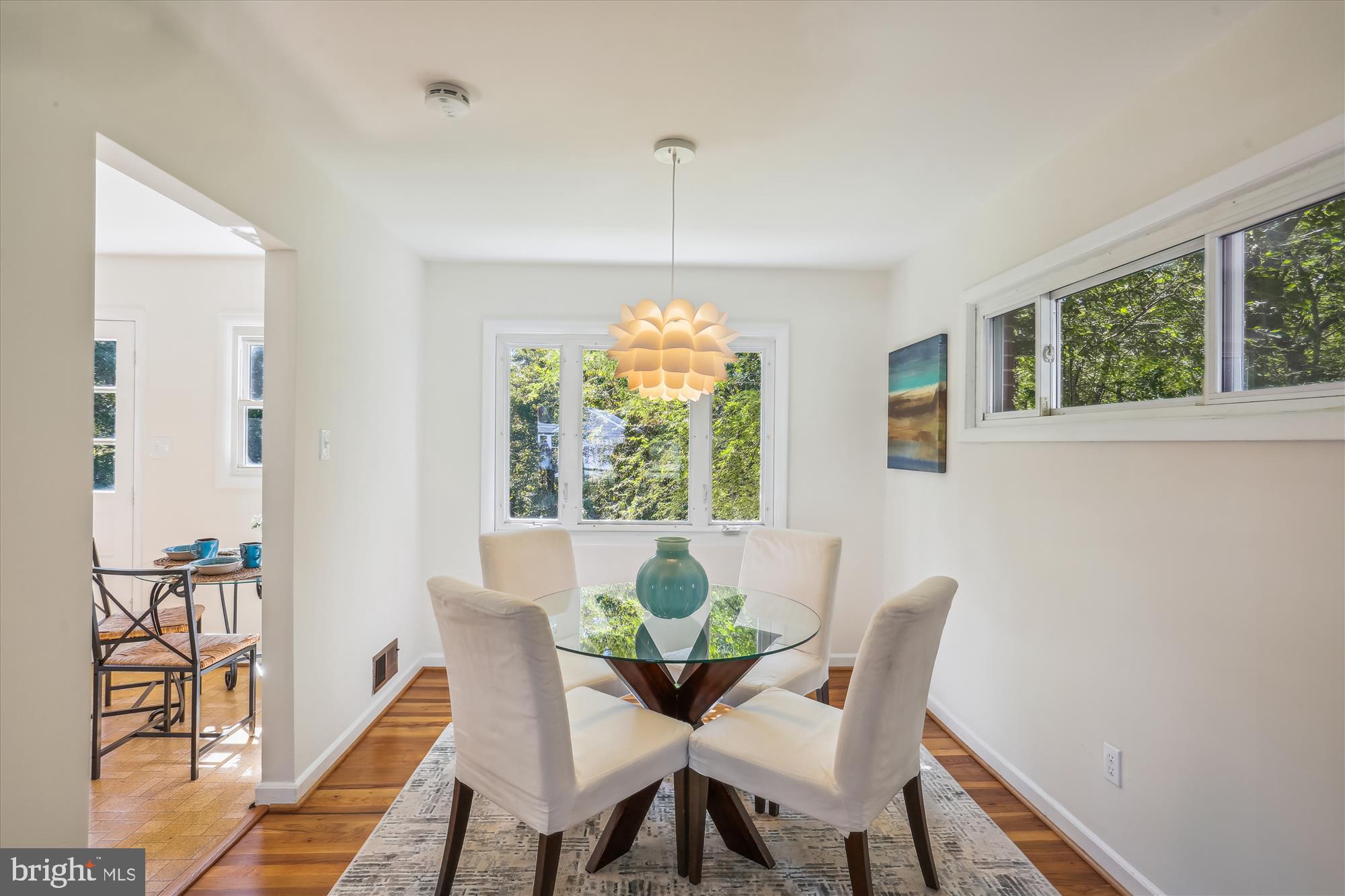 WHITE OAK MANOR - Residential