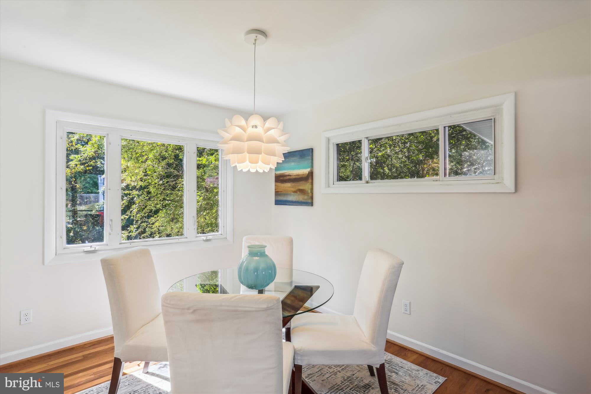 WHITE OAK MANOR - Residential