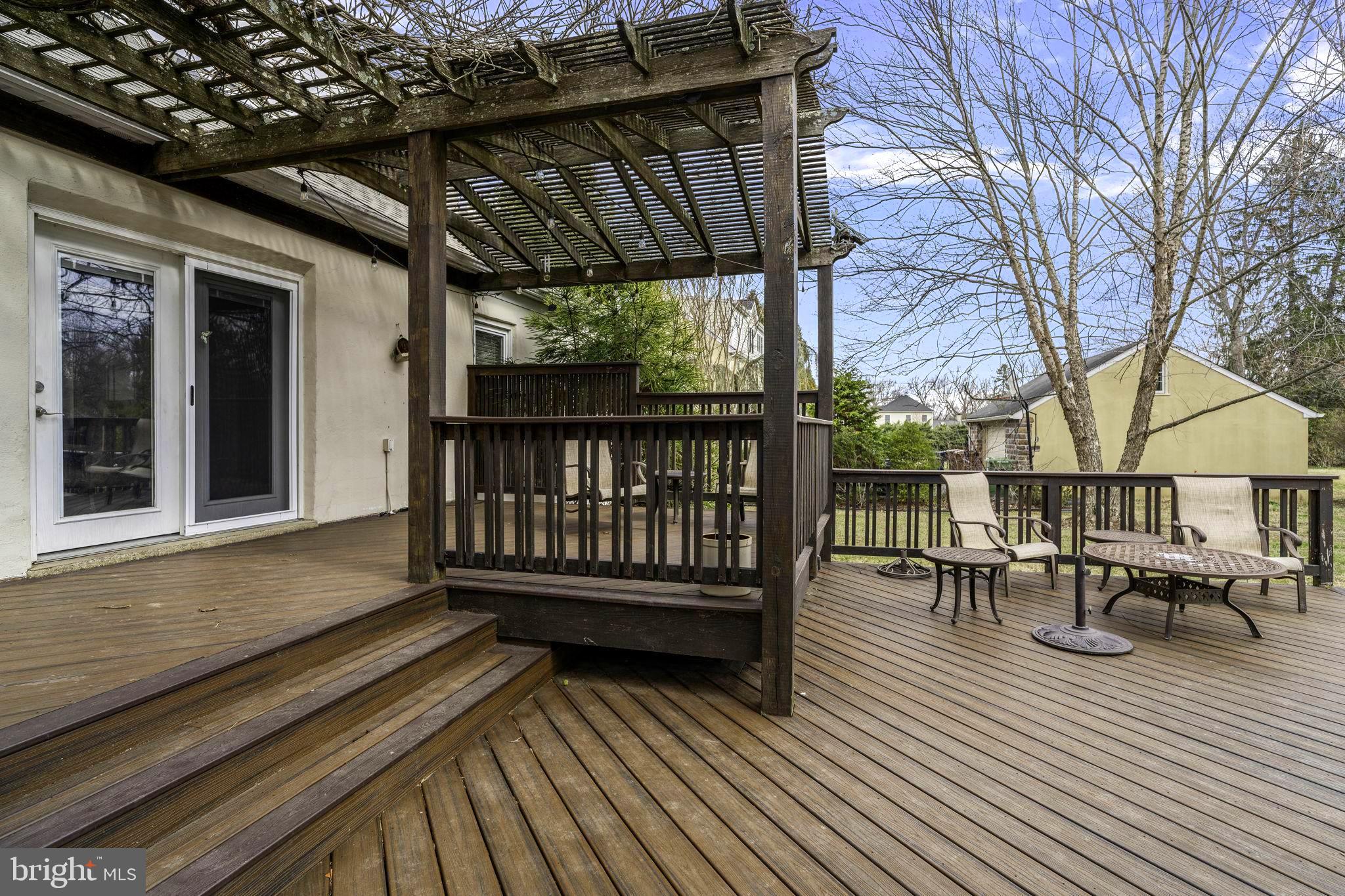 THREE TUNS - Residential