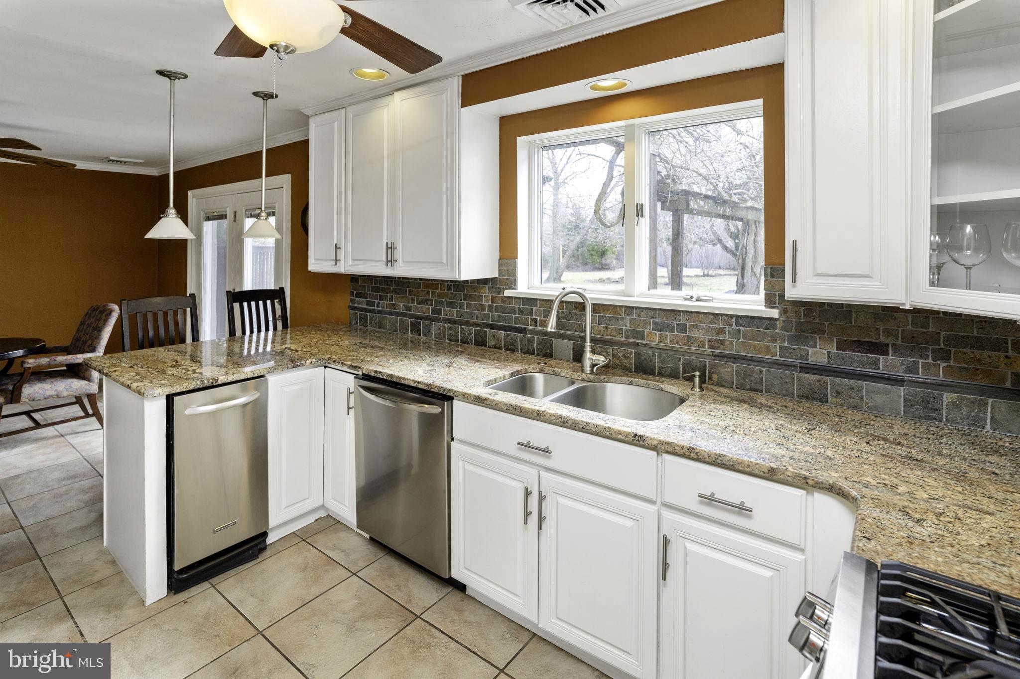 THREE TUNS - Residential