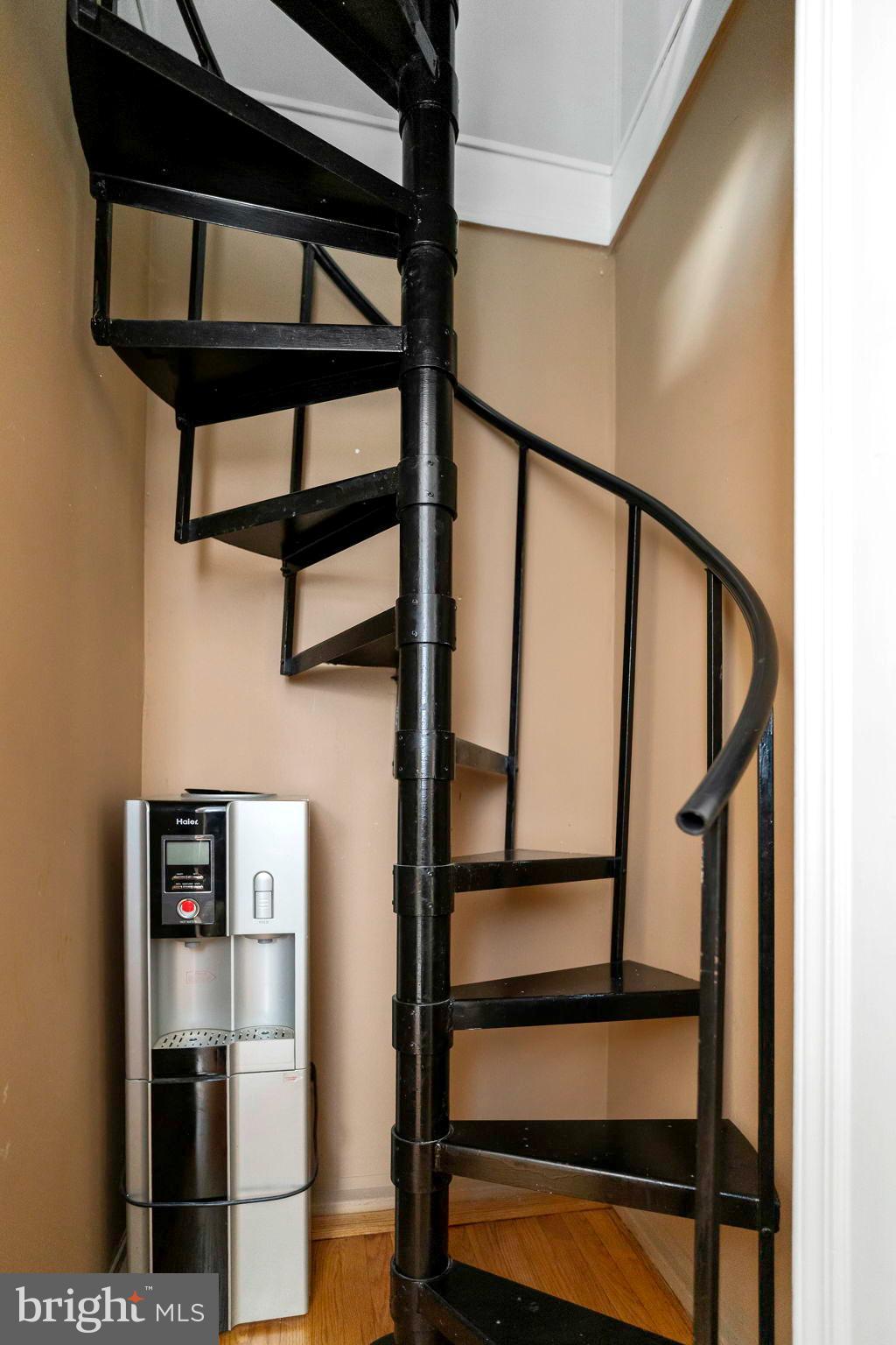 THREE TUNS - Residential