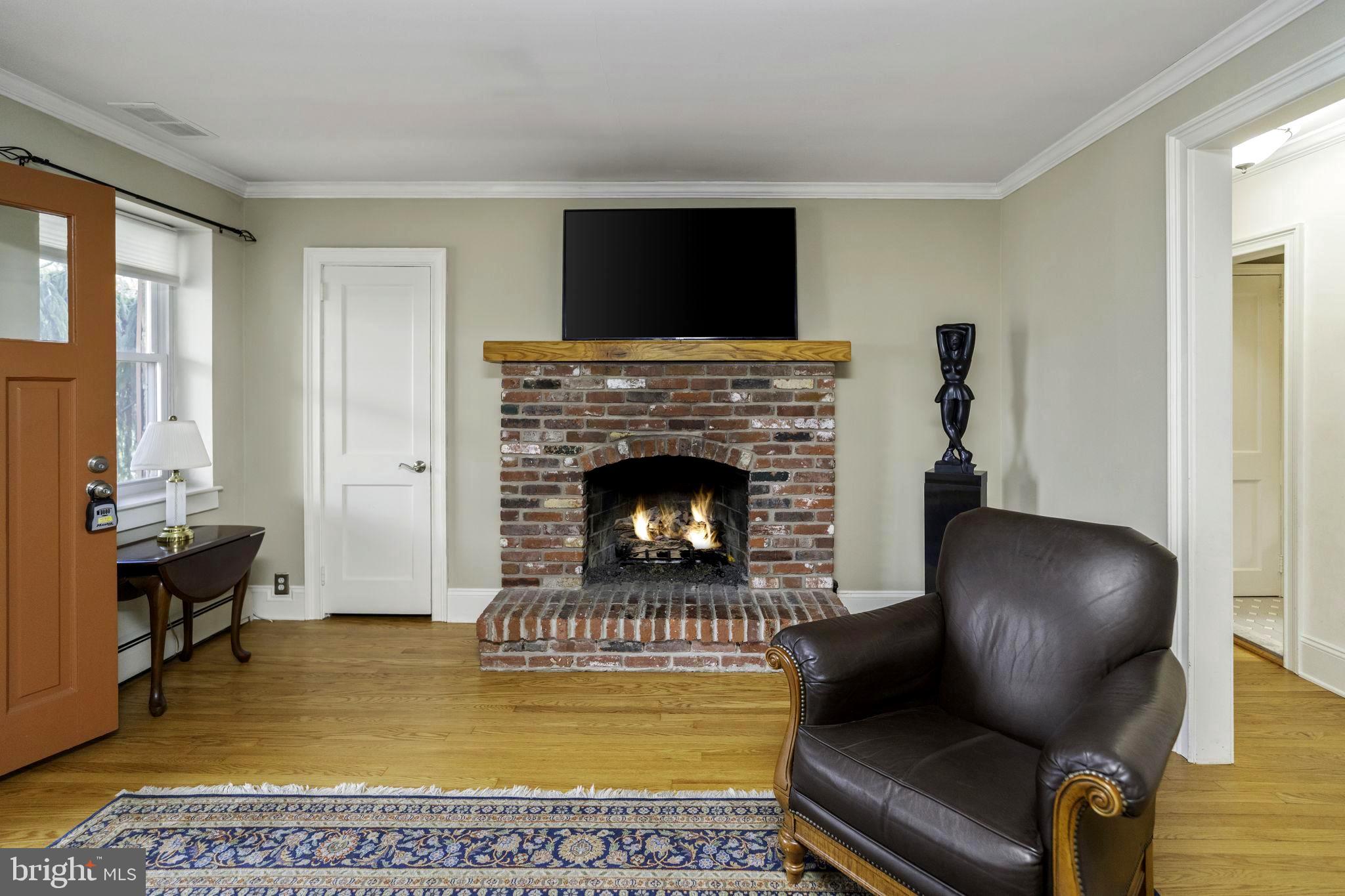 1714 BUTLER