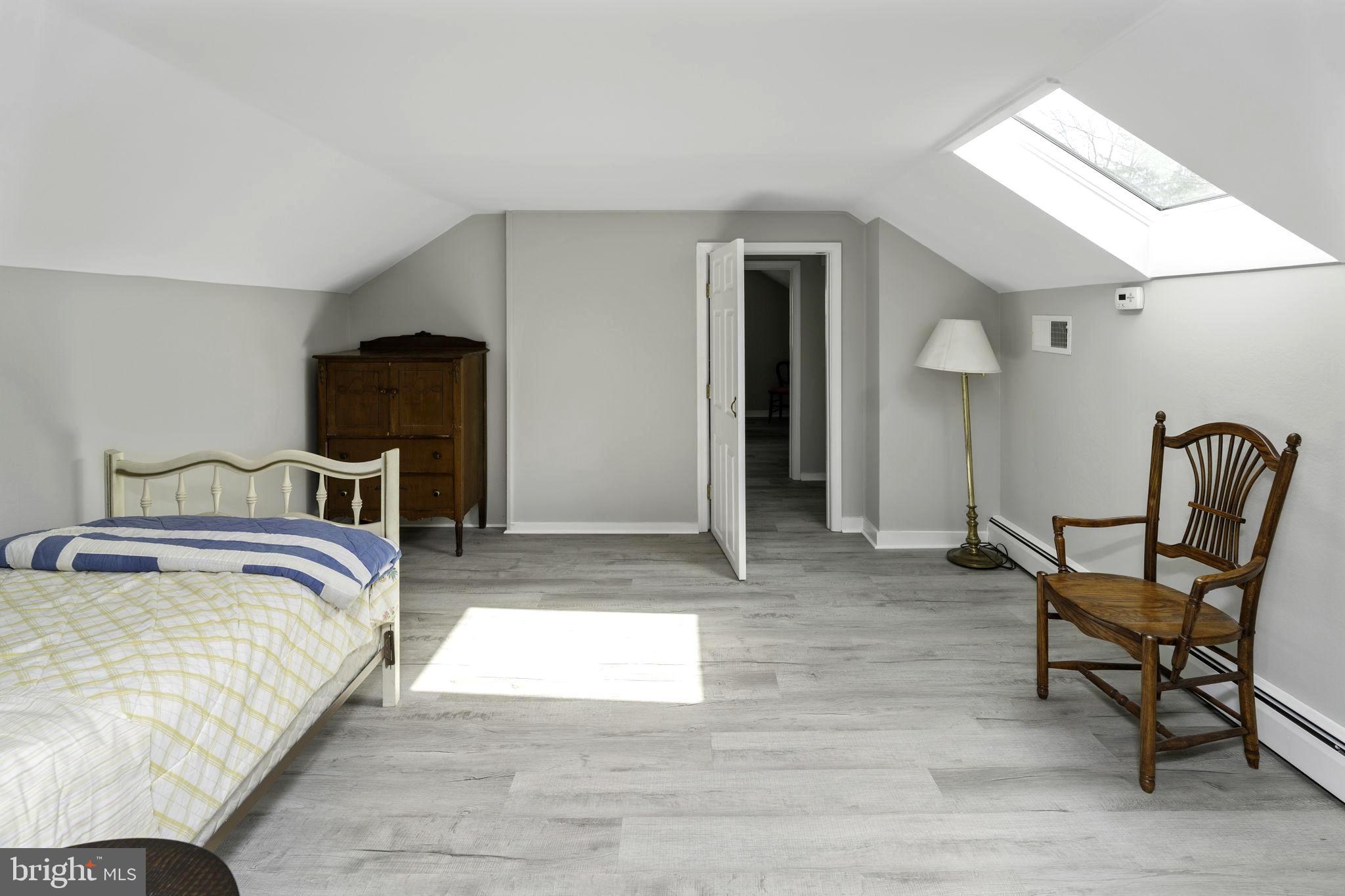 THREE TUNS - Residential