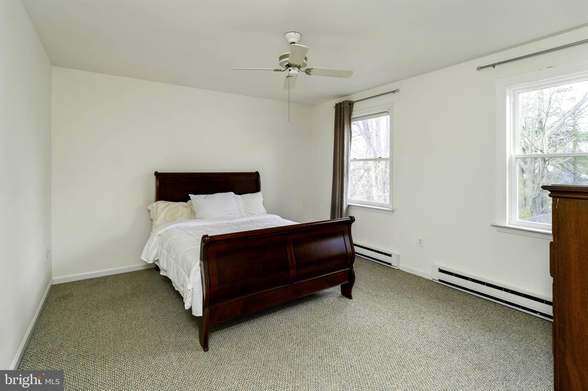 THREE TUNS - Residential