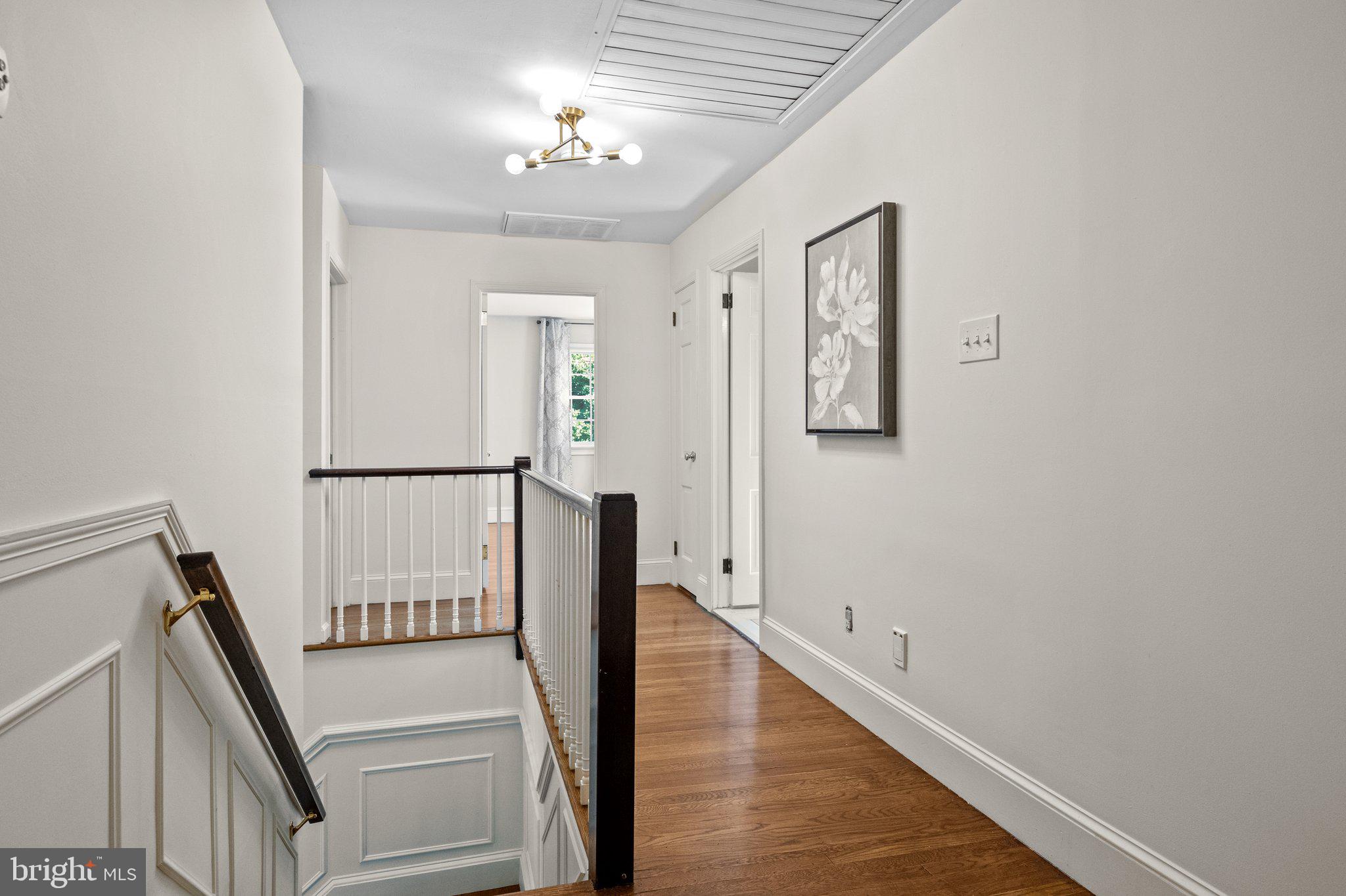 PEBBLE HILL - Residential