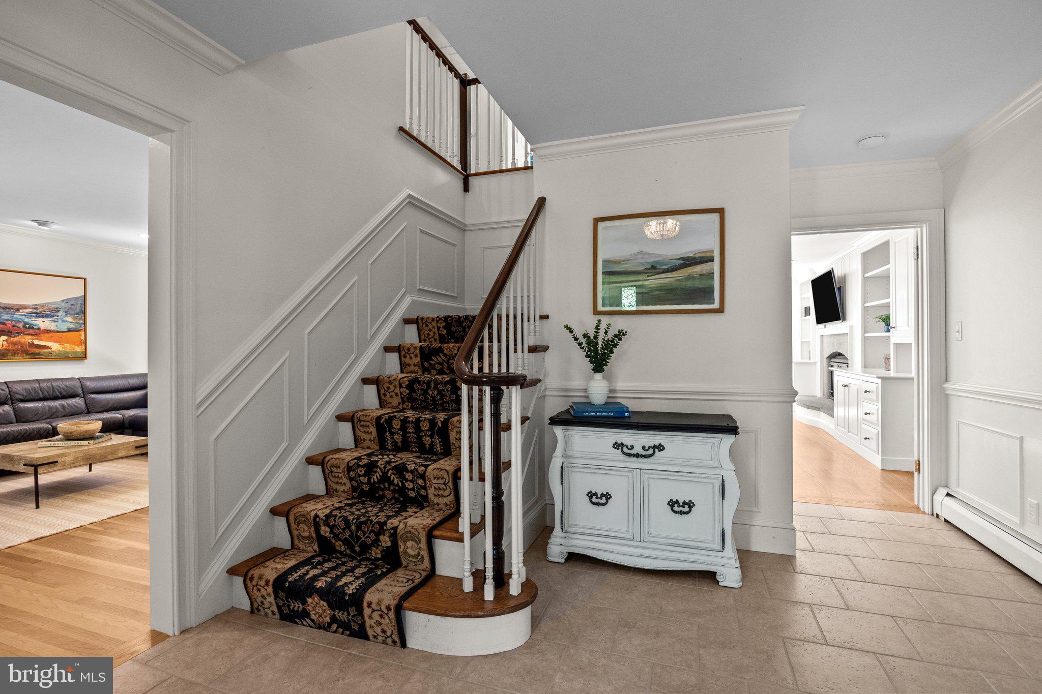 PEBBLE HILL - Residential