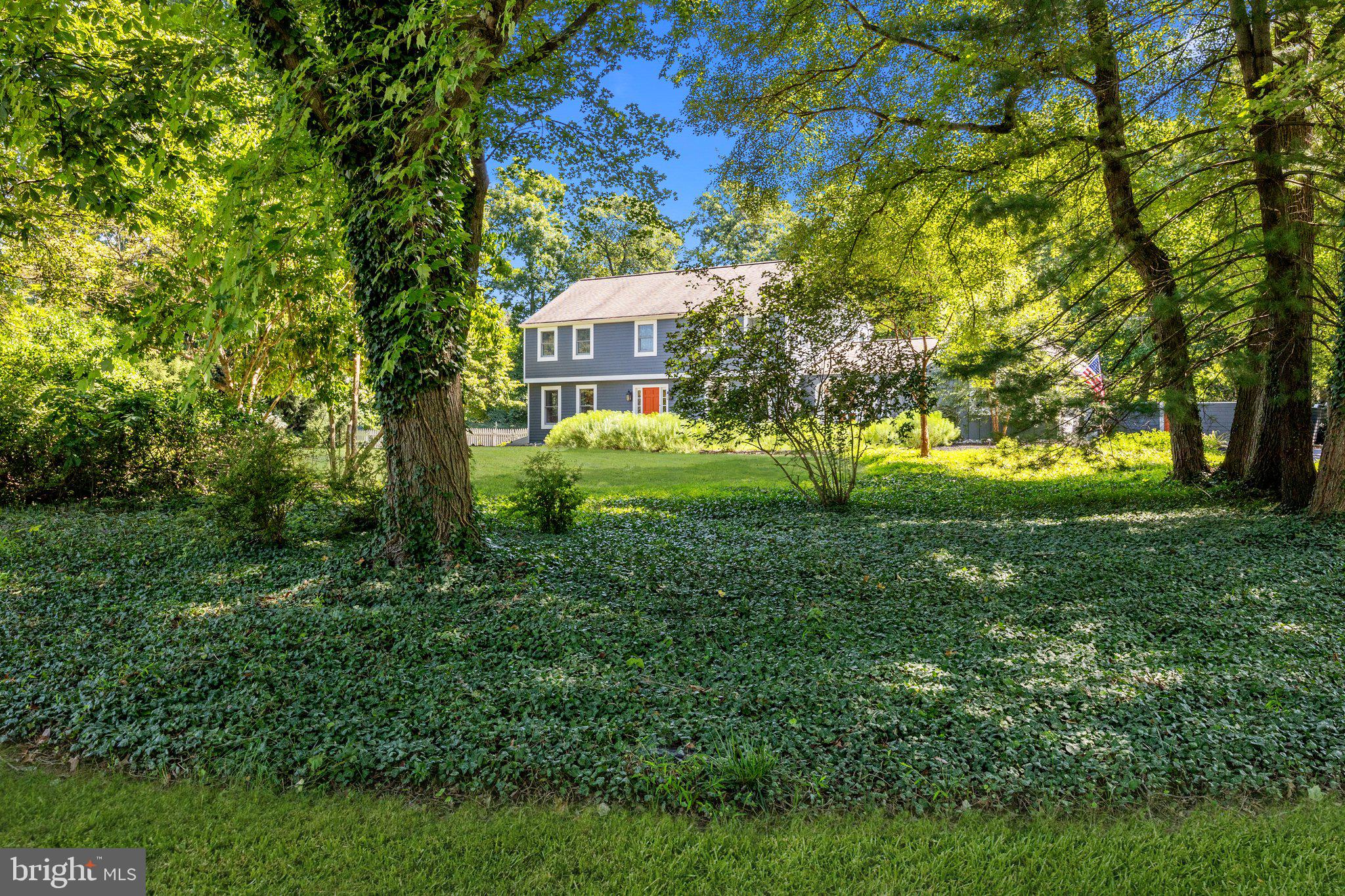 PEBBLE HILL - Residential