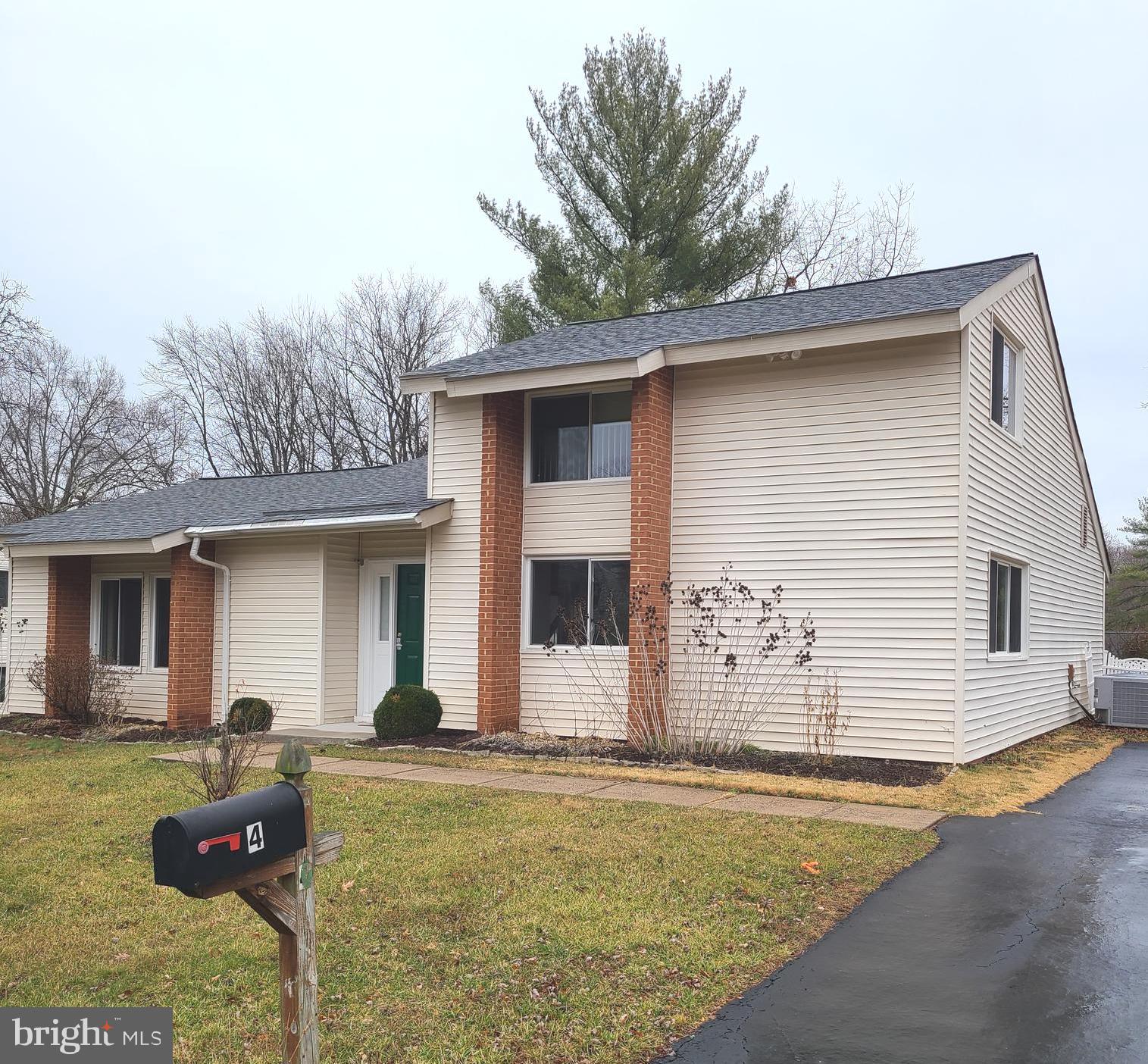 SUGARLAND RUN - Residential Lease