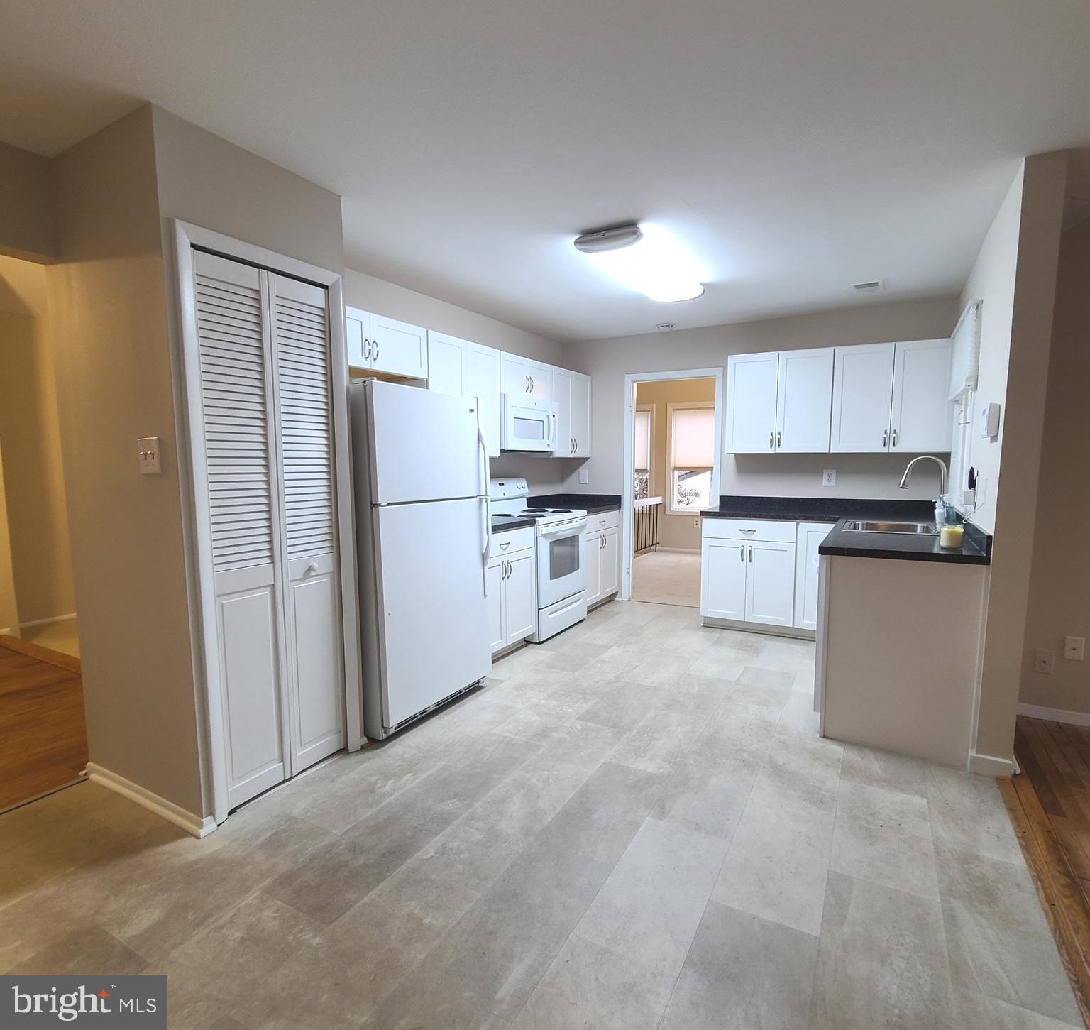 SUGARLAND RUN - Residential Lease