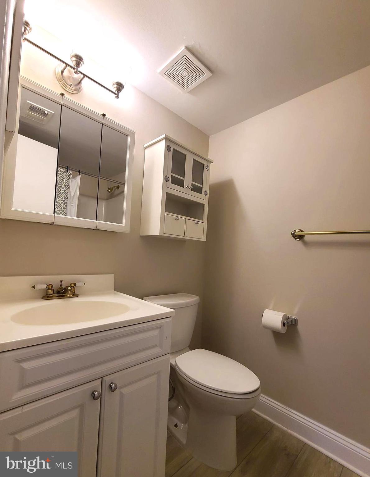 SUGARLAND RUN - Residential Lease