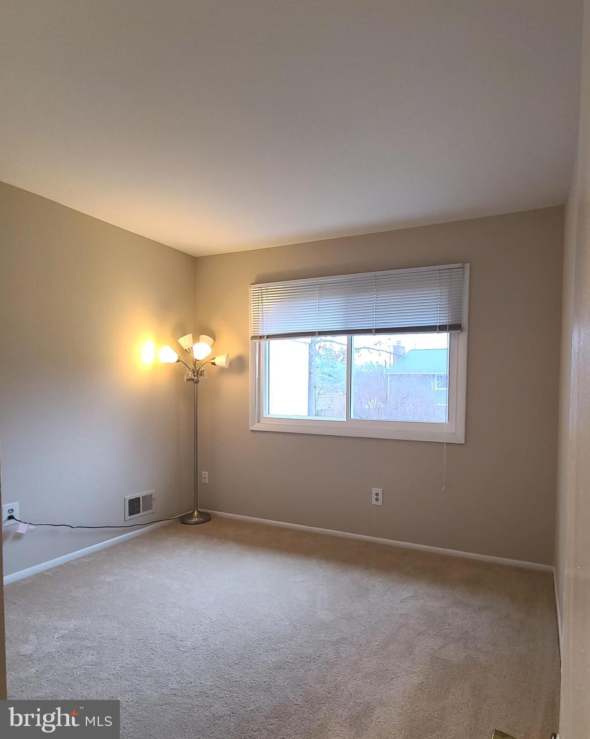 SUGARLAND RUN - Residential Lease