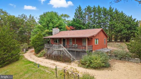 Homes For Sale - 454 Barksdale Lane<br/> Morgan County, HEDGESVILLE, WV 25427