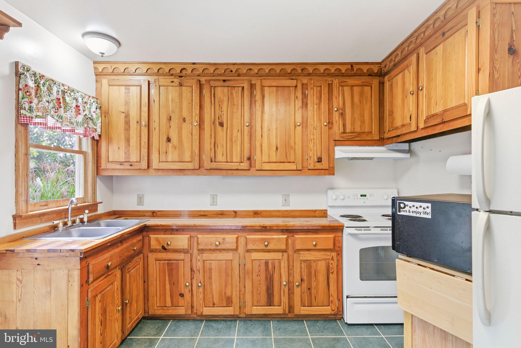 BERKELEY HOMES - Residential