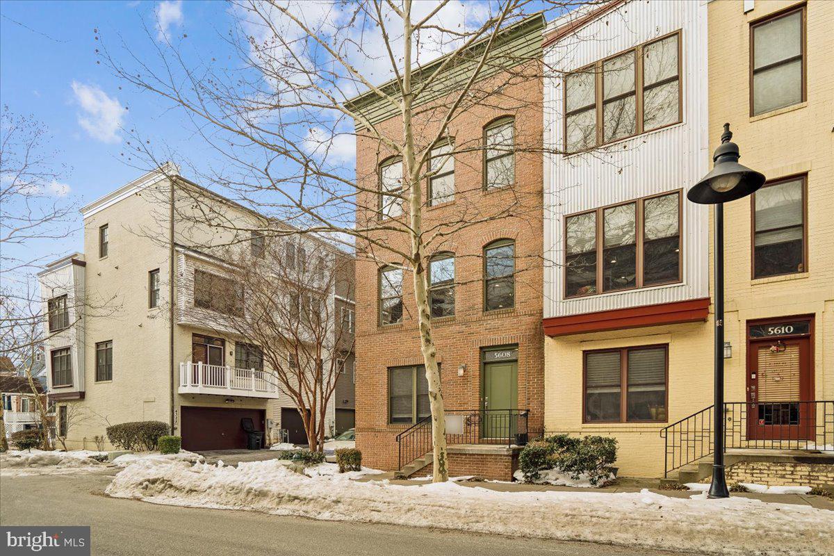 ARTS DISTRICT HYATTSVILLE - Residential