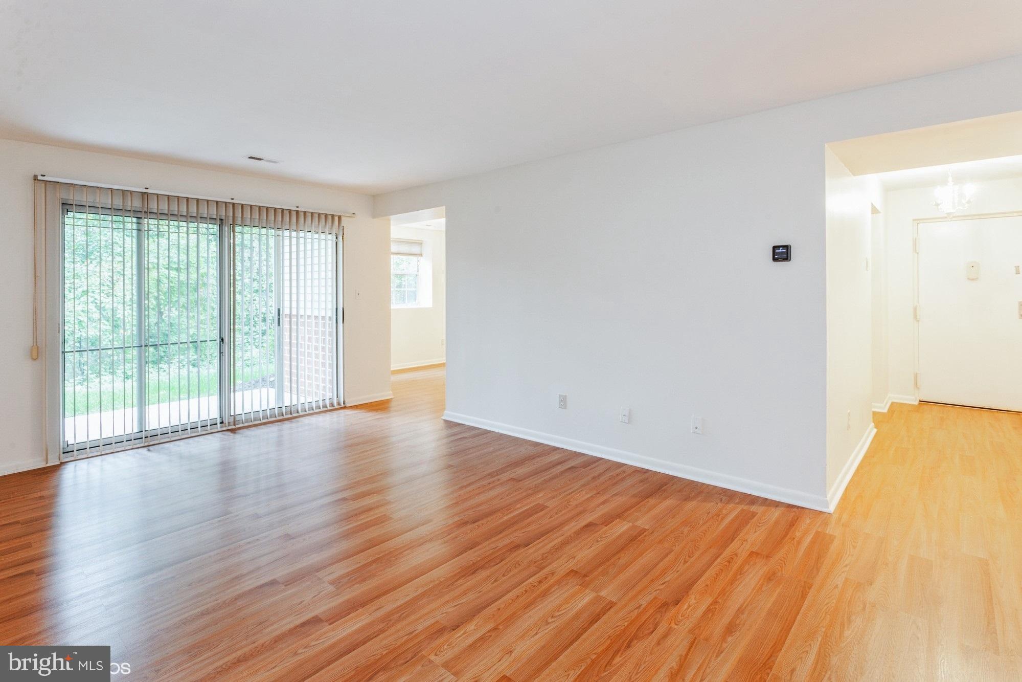 STAPLETON COURT GARDEN - Residential