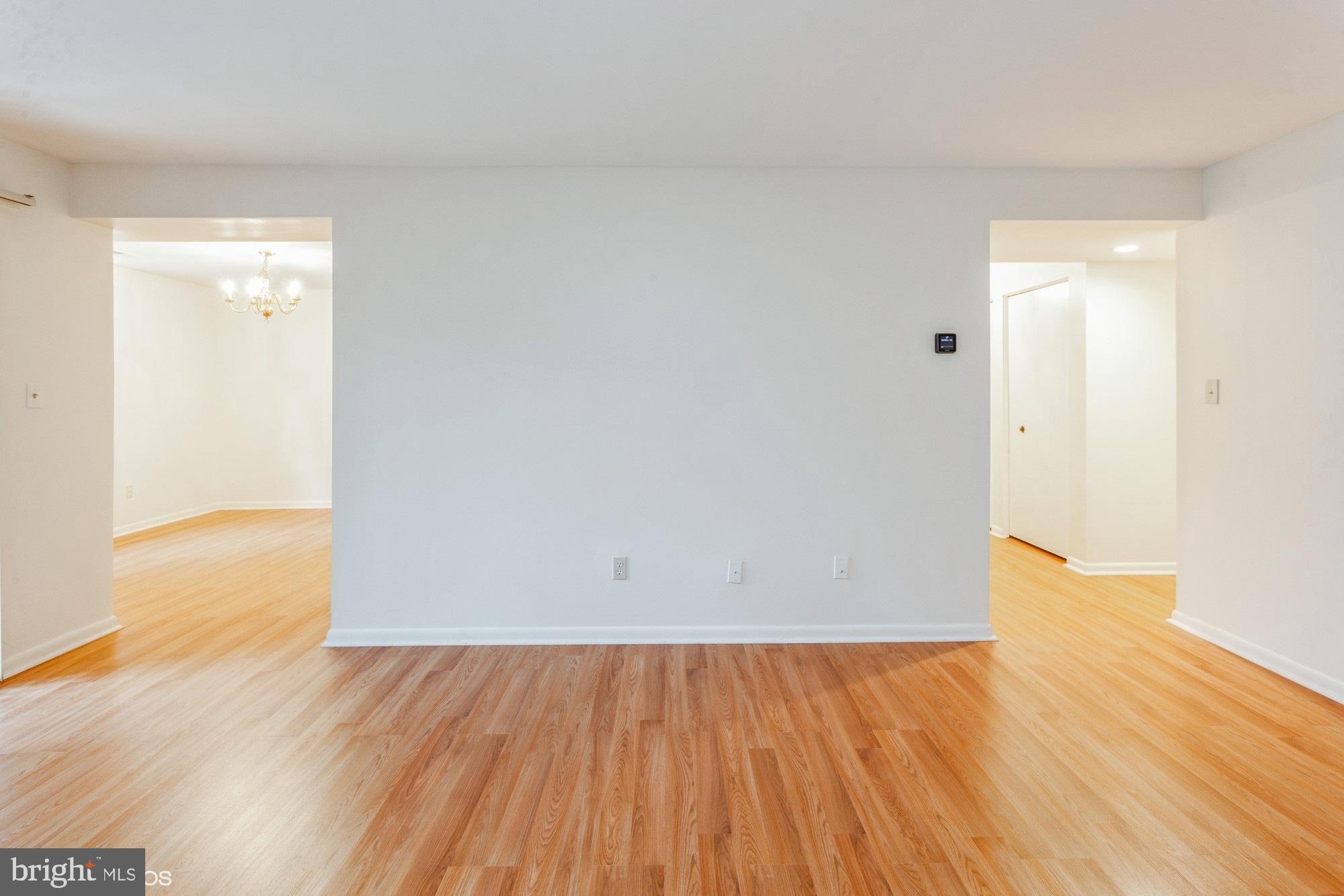 STAPLETON COURT GARDEN - Residential