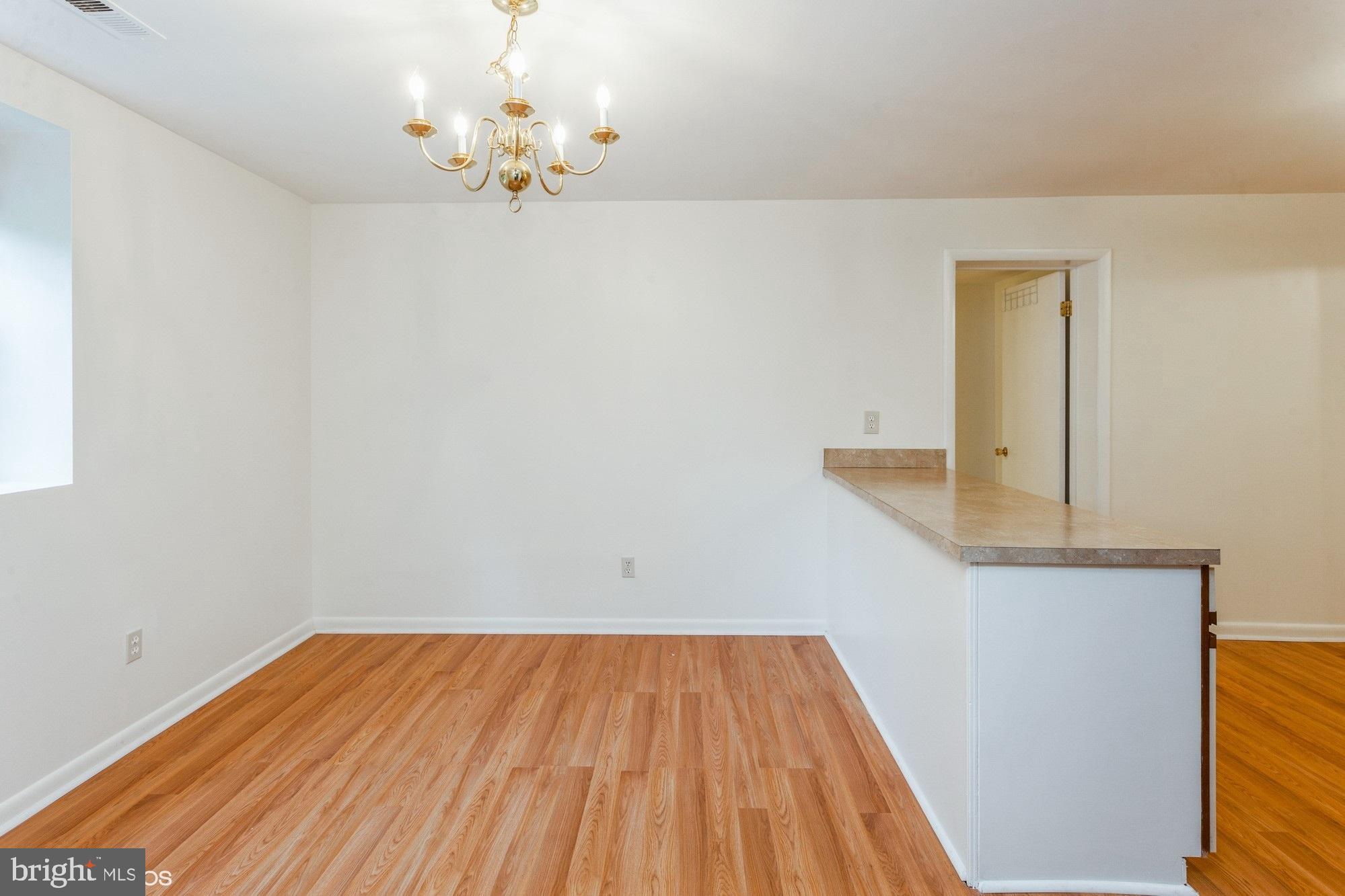 STAPLETON COURT GARDEN - Residential